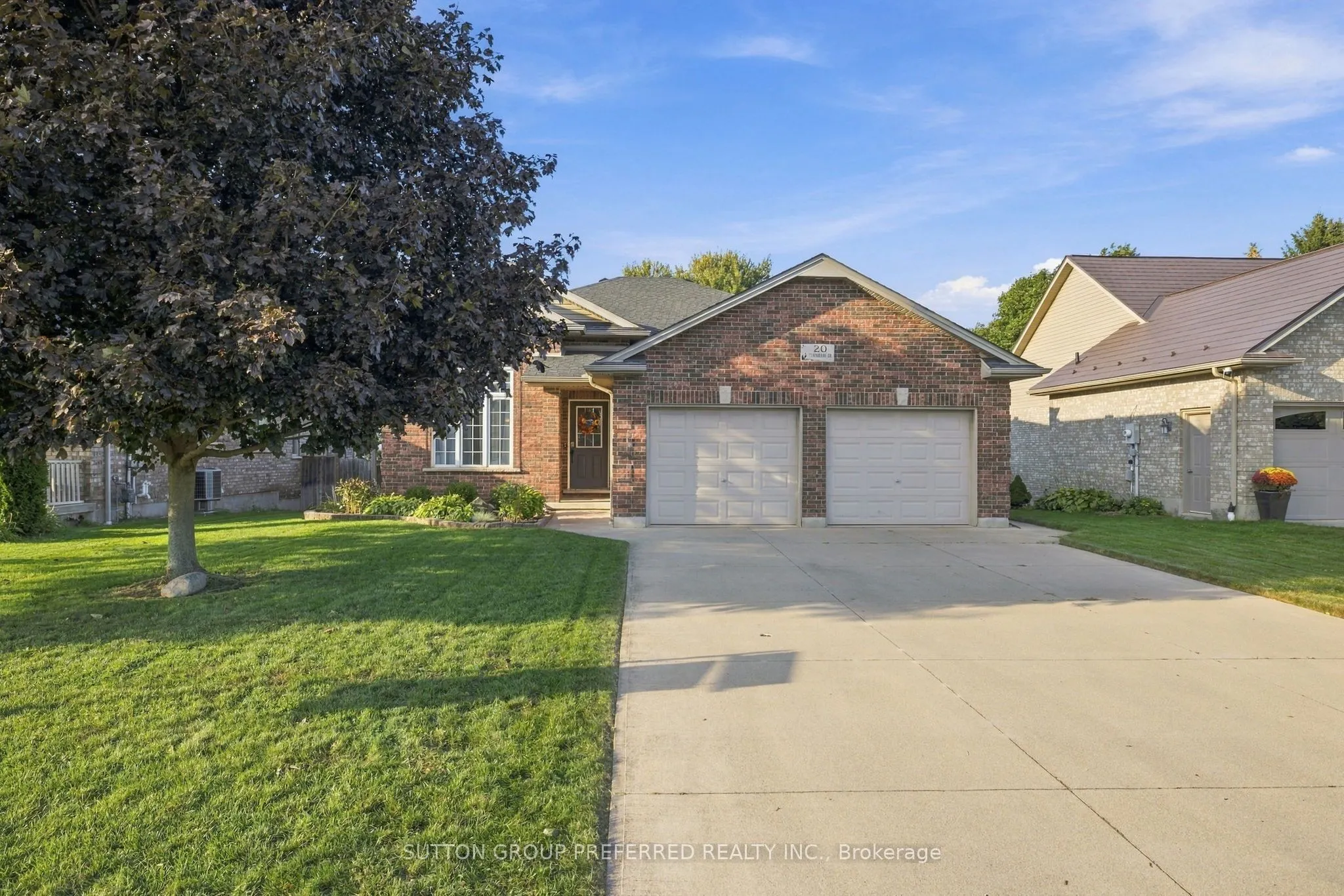 20 Turnberry Drive