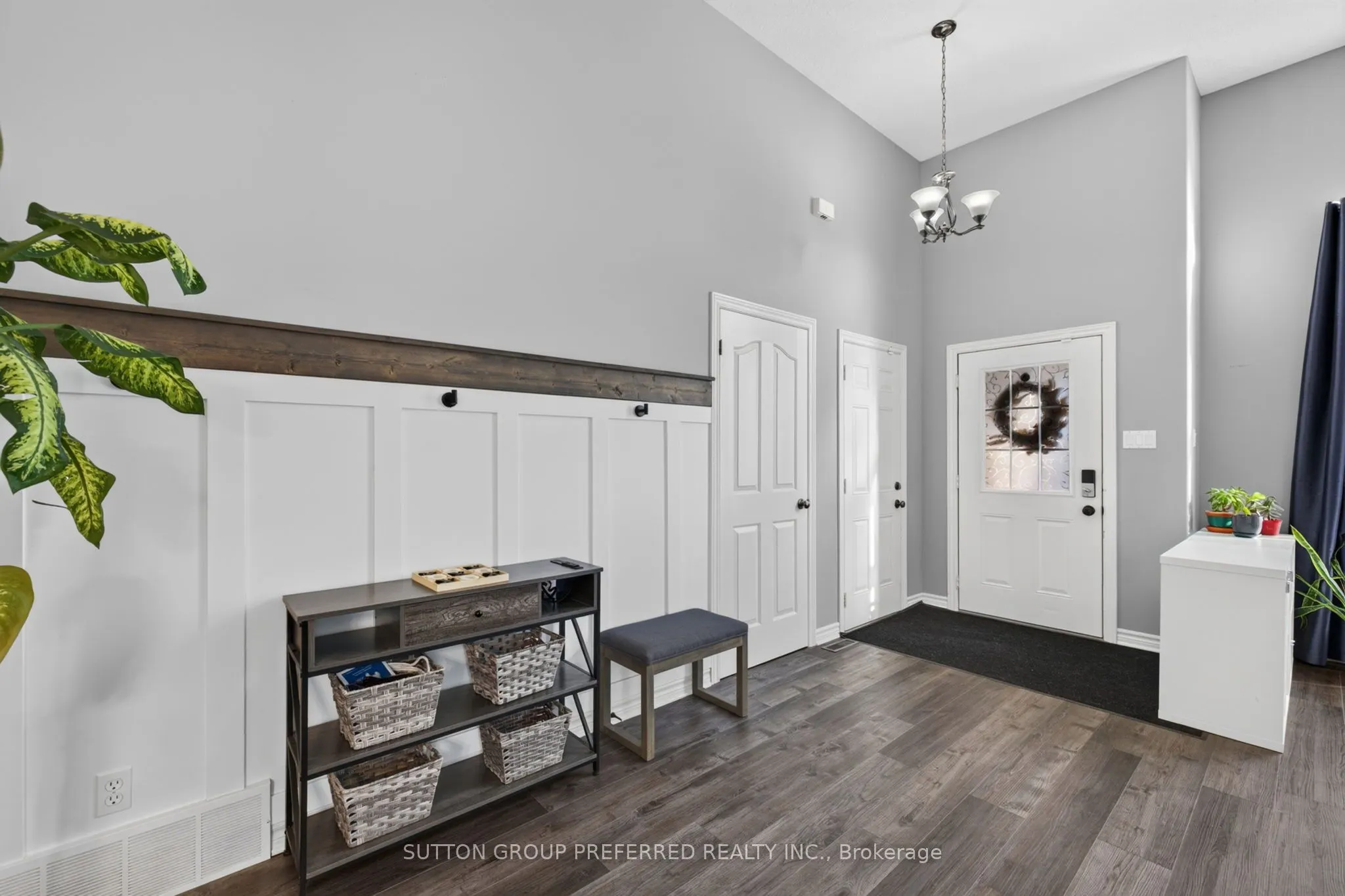 20 Turnberry Drive
