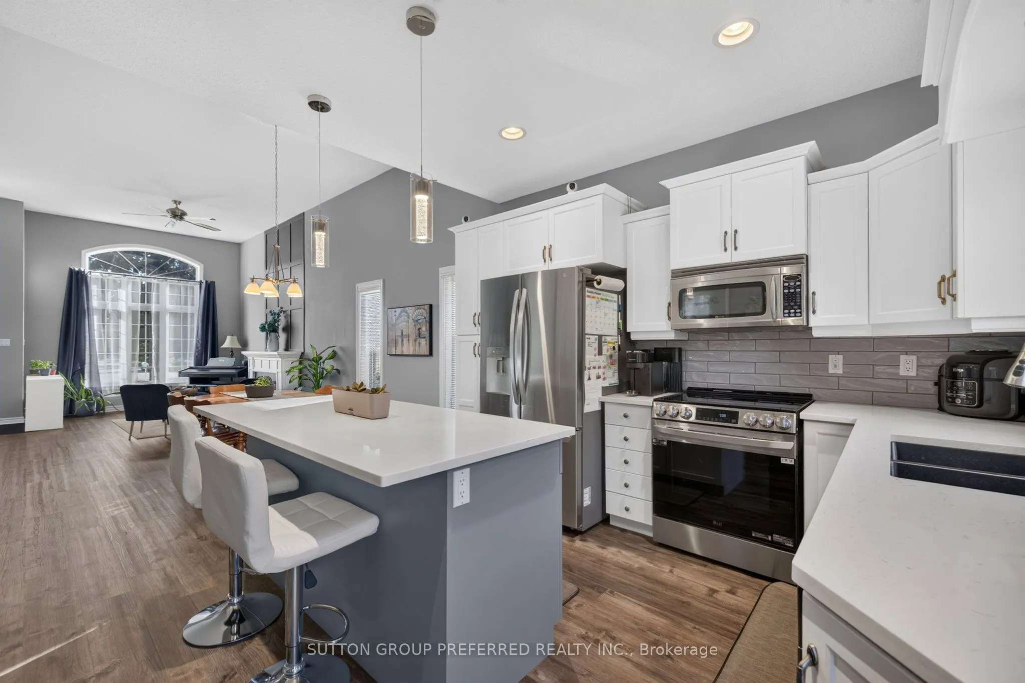20 Turnberry Drive