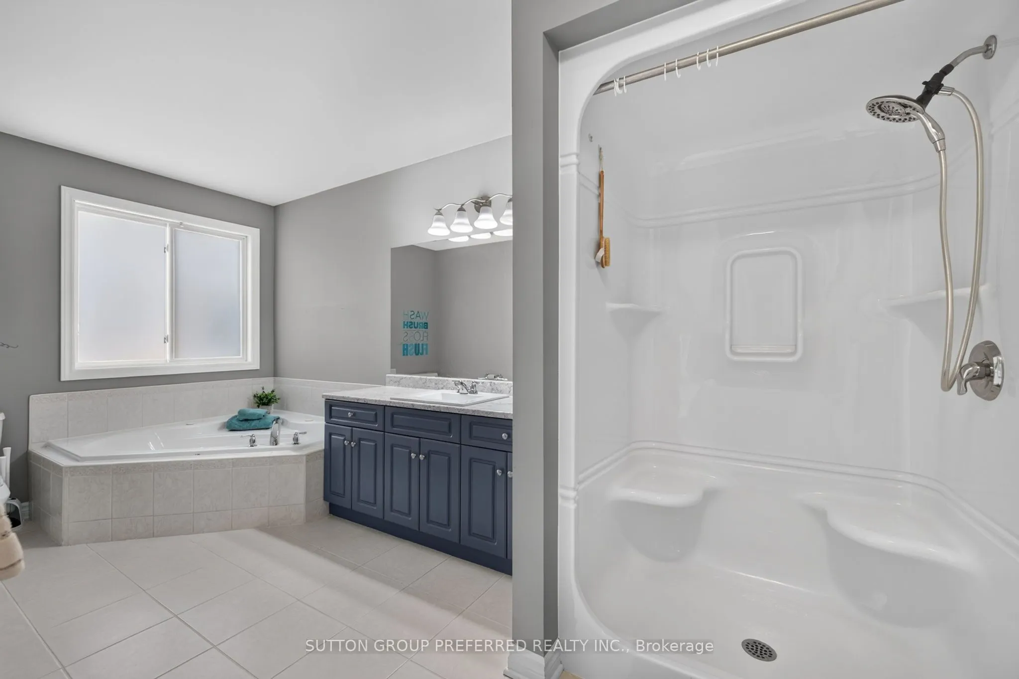 20 Turnberry Drive