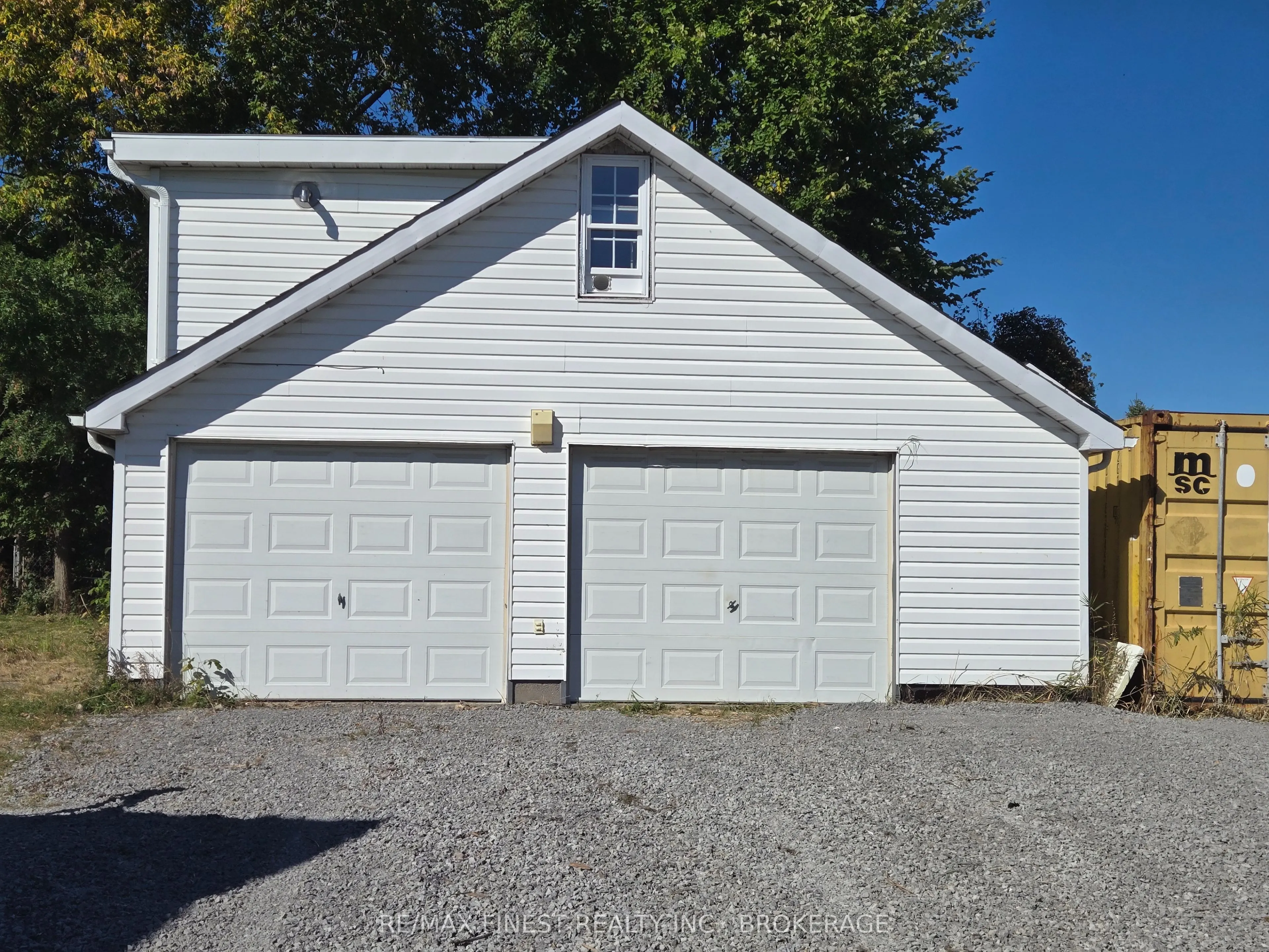 1069 SUNNYSIDE Road