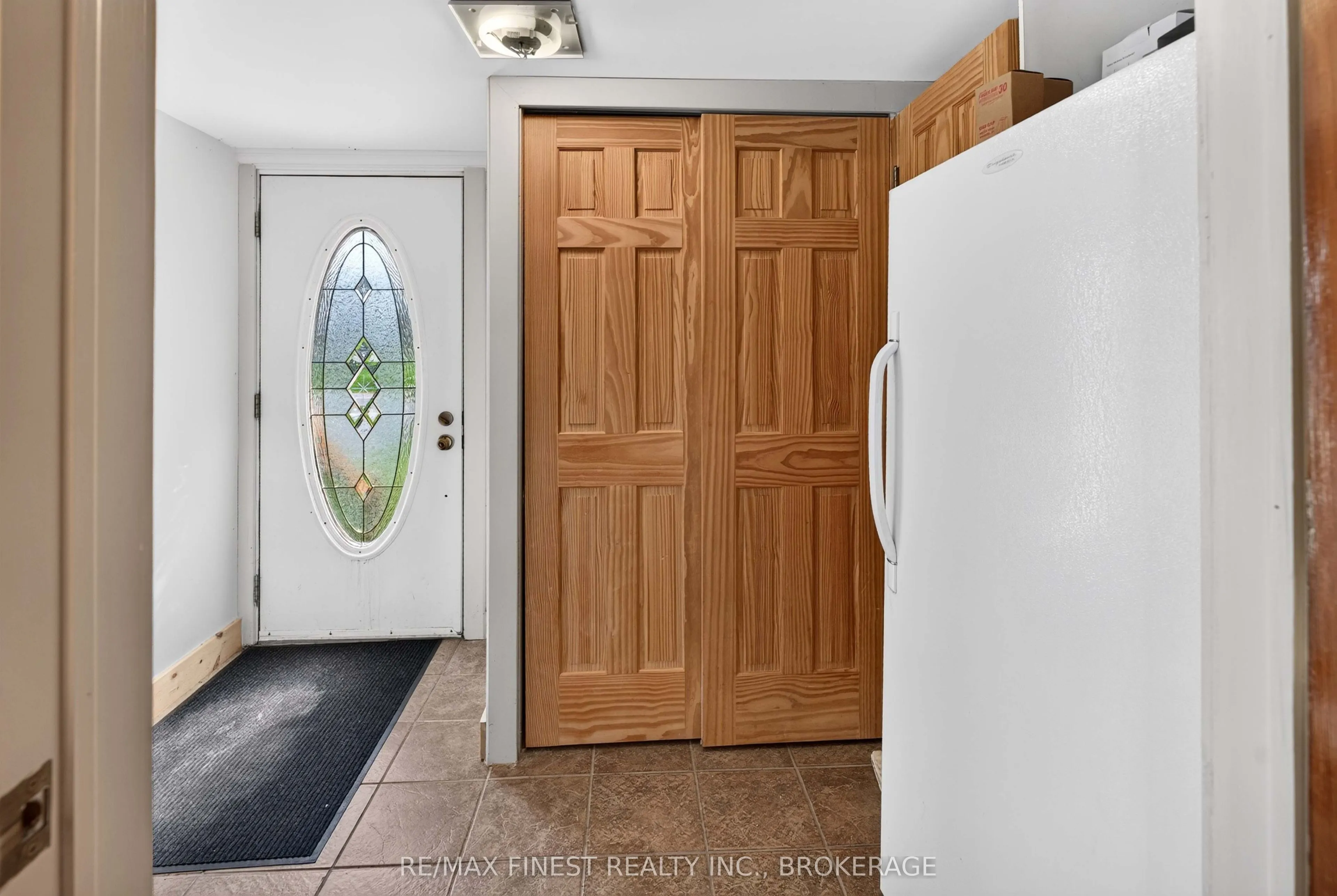 1069 SUNNYSIDE Road