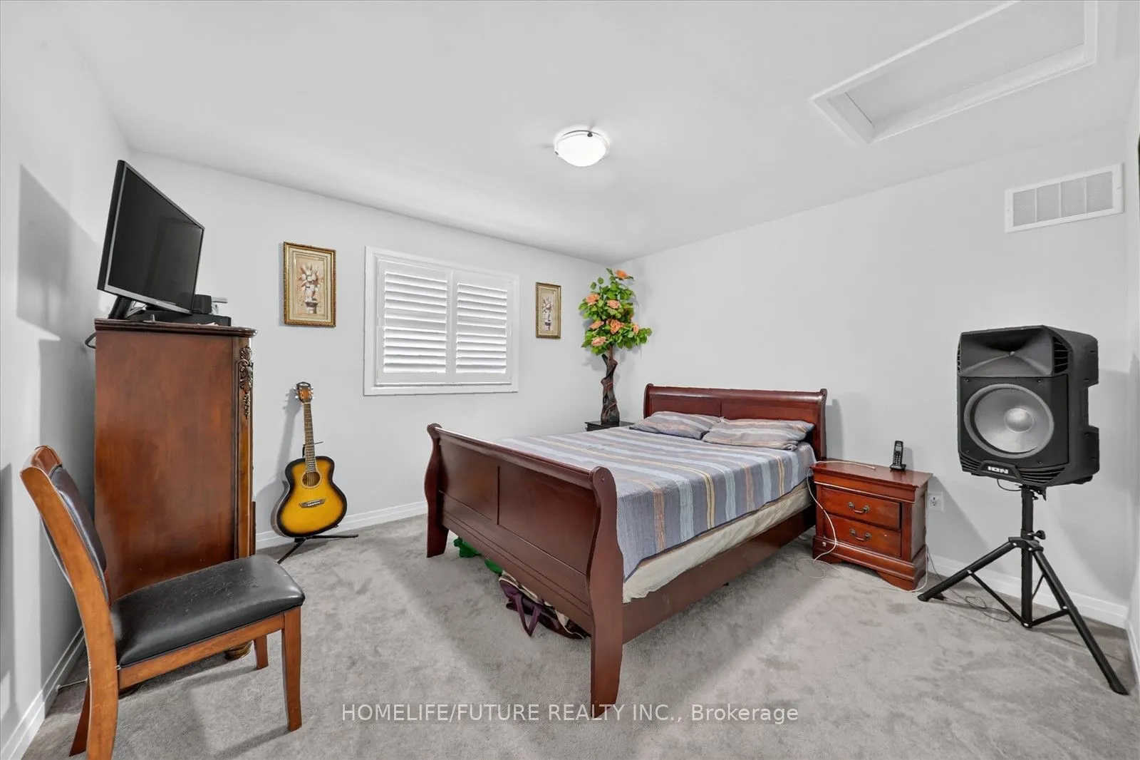 14 Lamb Avenue