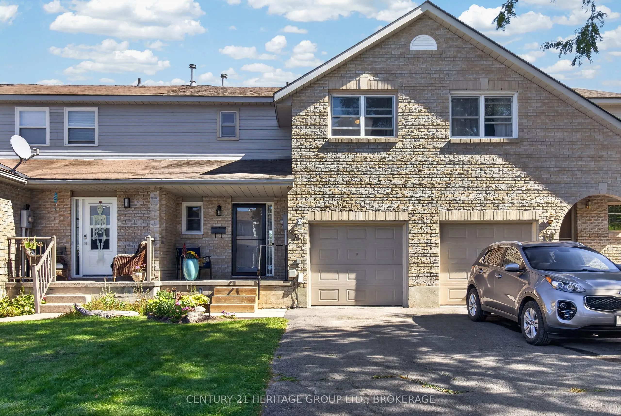 71 Rose Abbey Drive