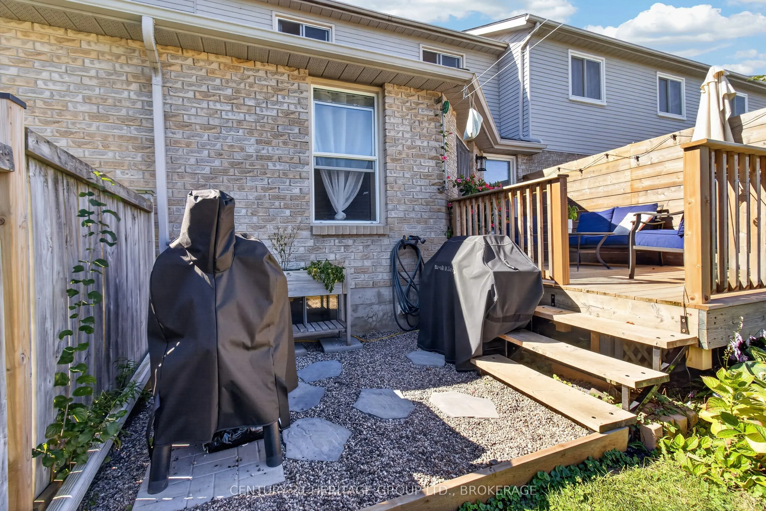 71 Rose Abbey Drive