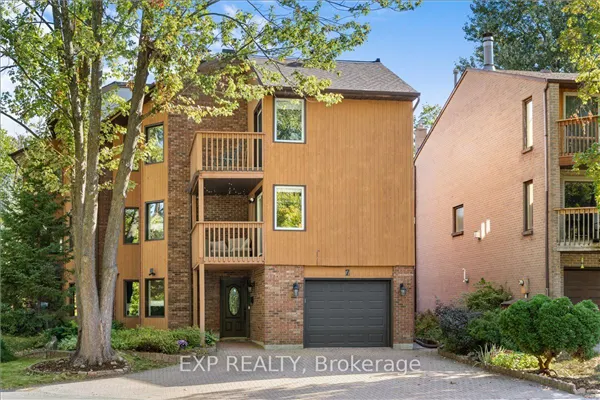 7 Maplehurst Avenue