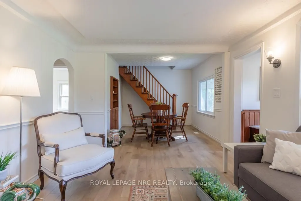 2414 Port Robinson Road