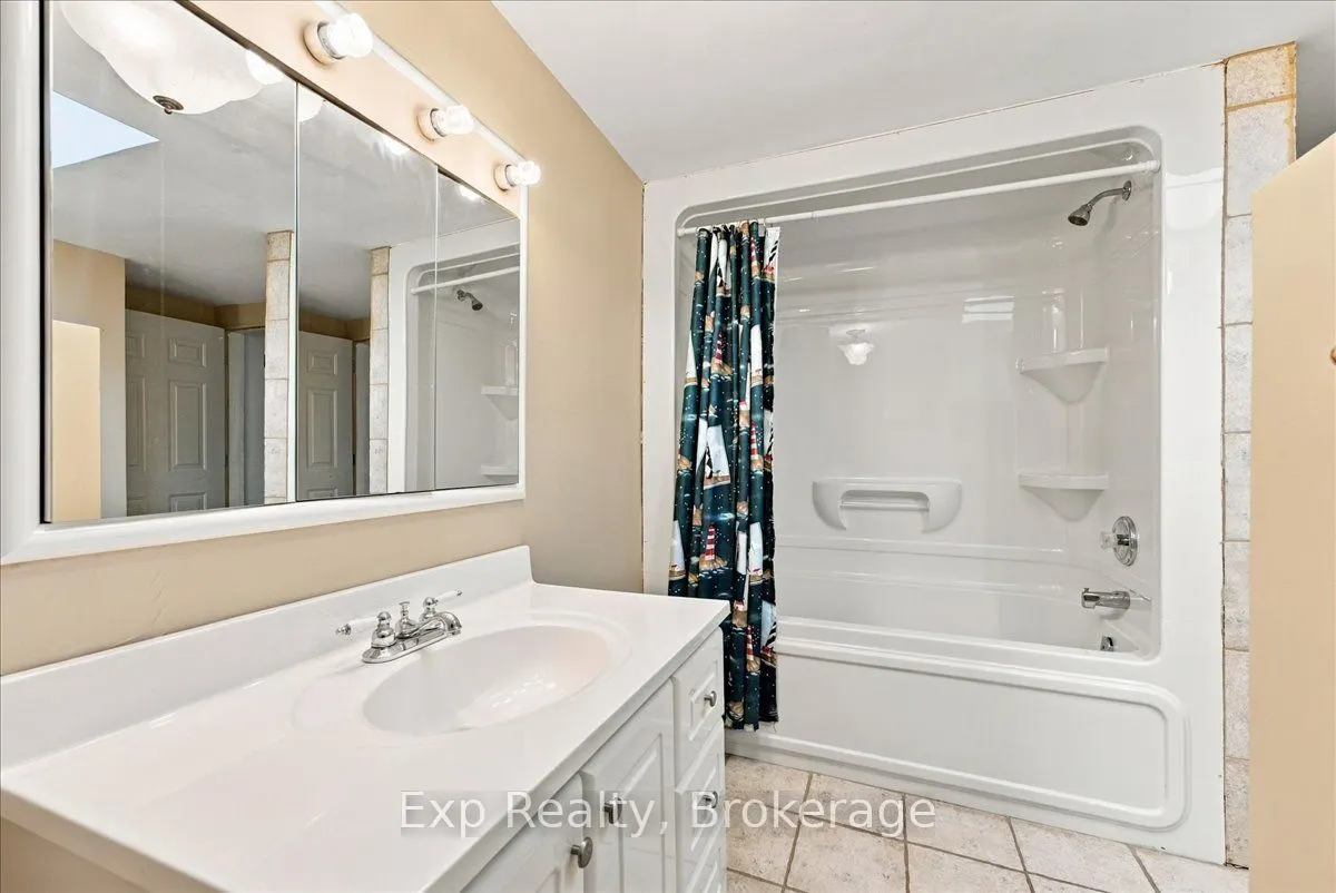 863 Wedgewood Court