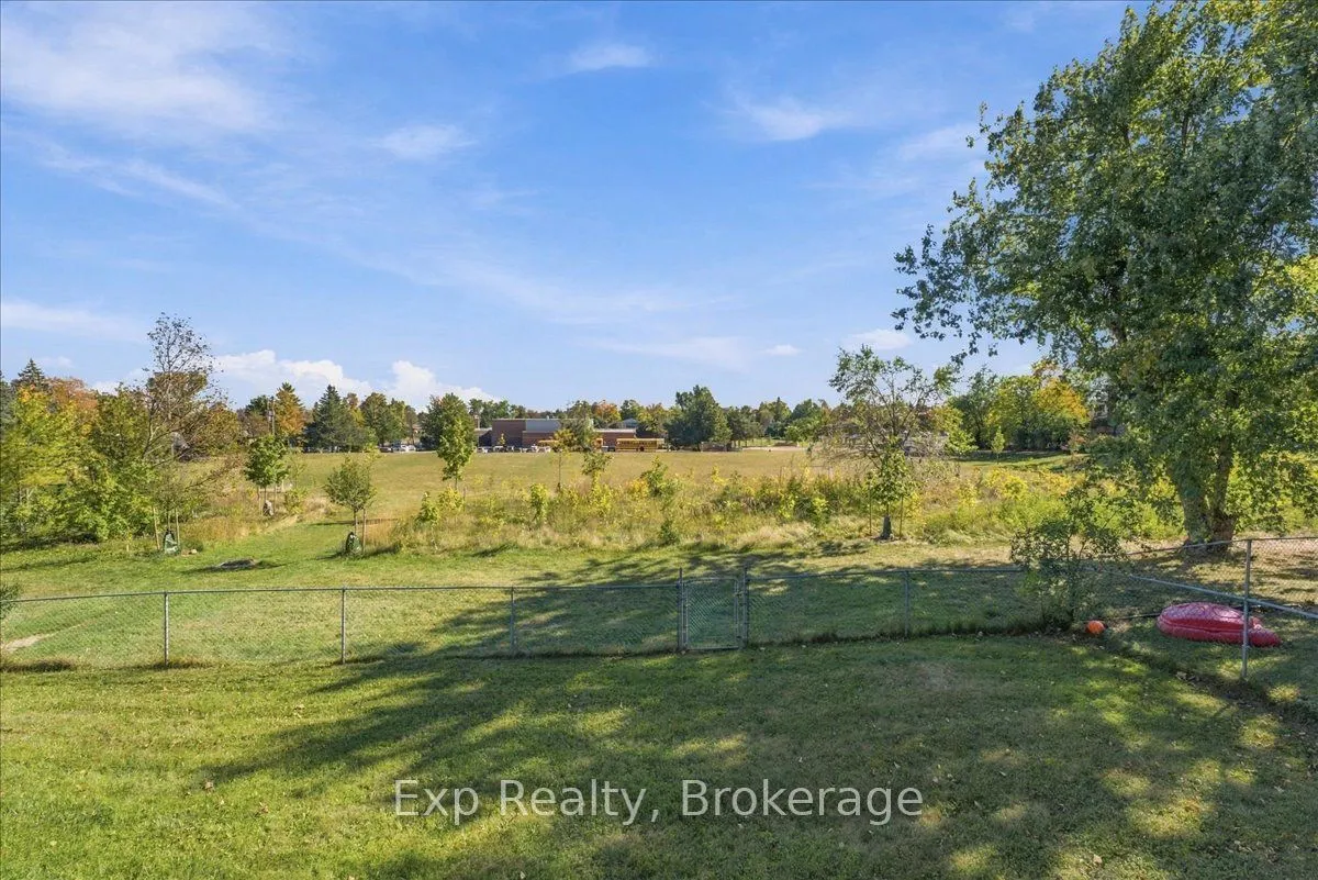 863 Wedgewood Court