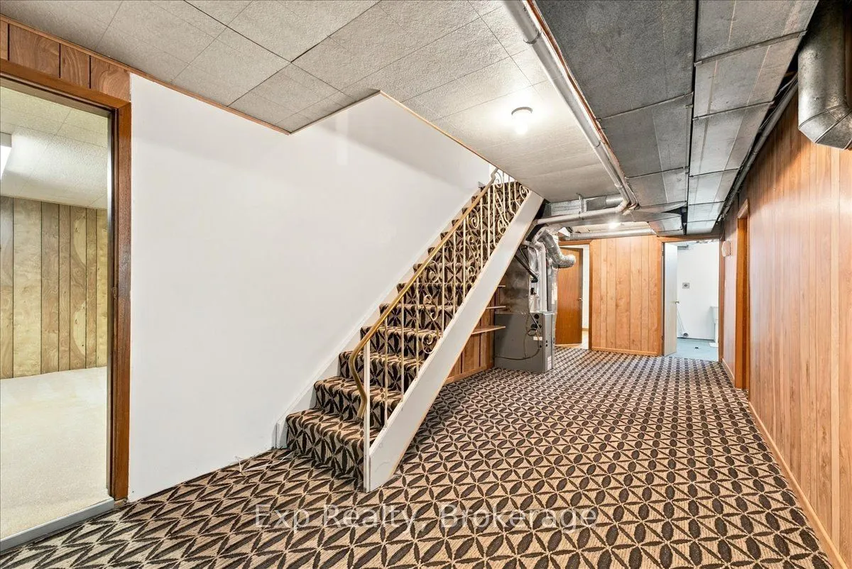 863 Wedgewood Court