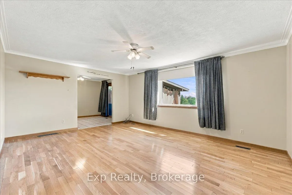 863 Wedgewood Court