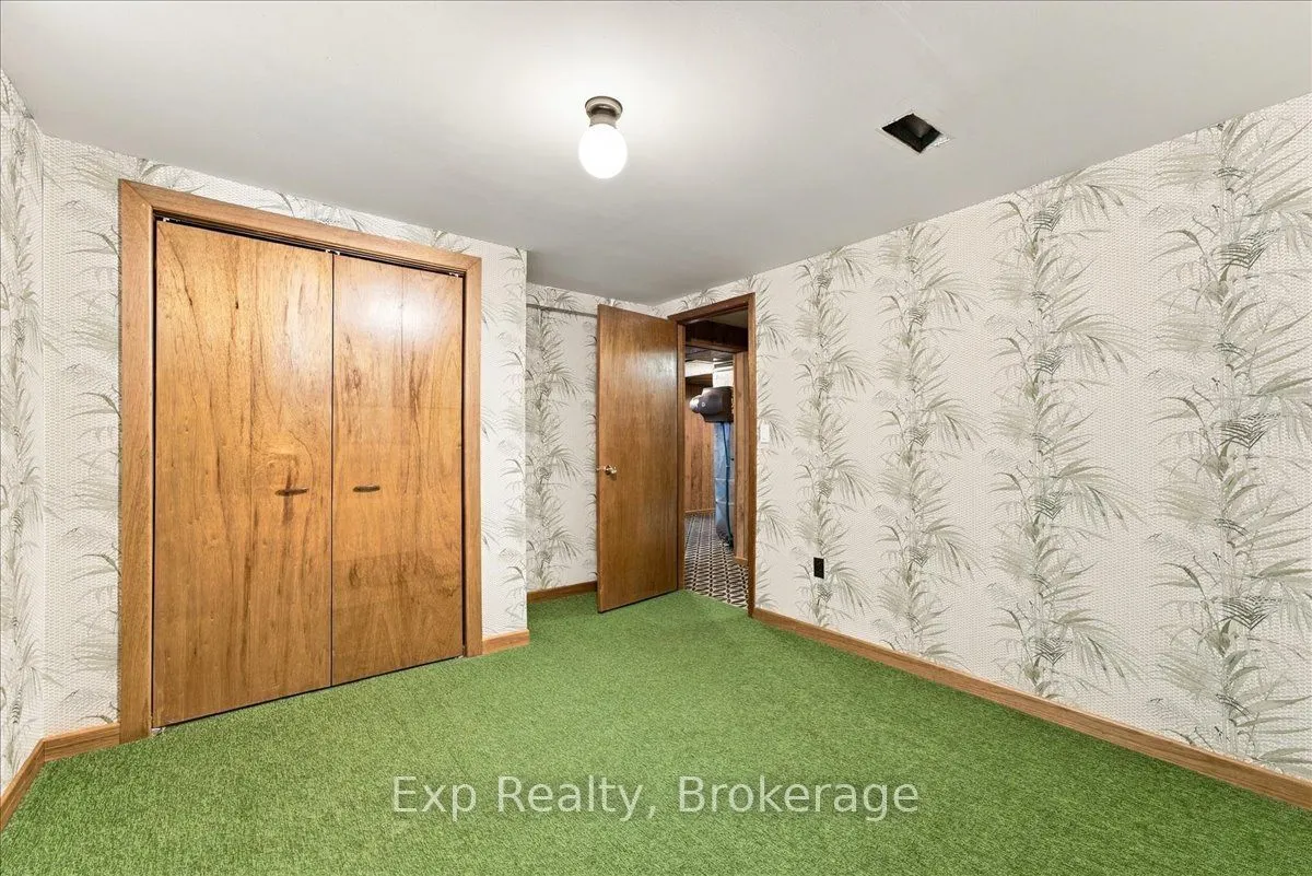 863 Wedgewood Court