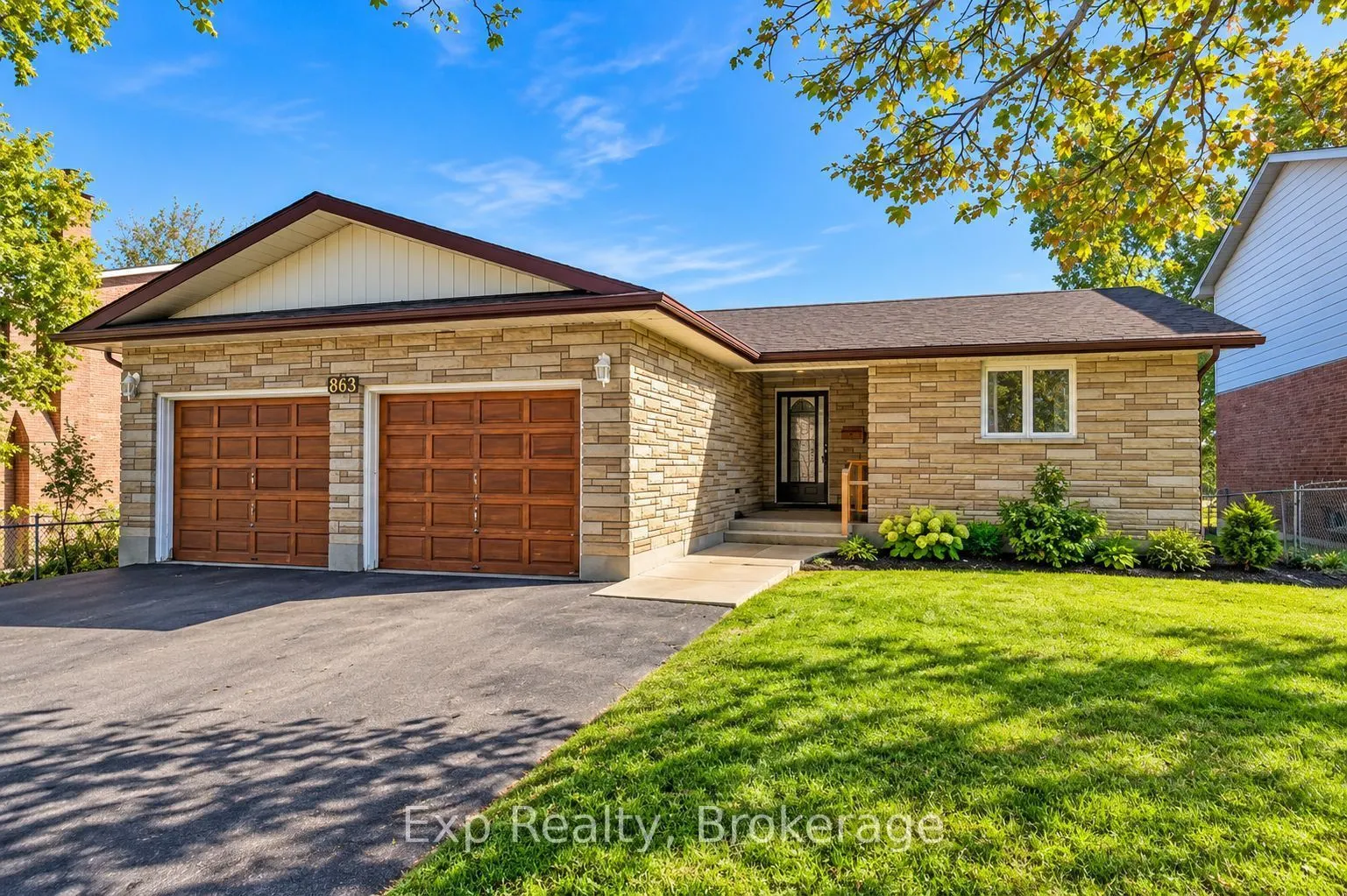 863 Wedgewood Court