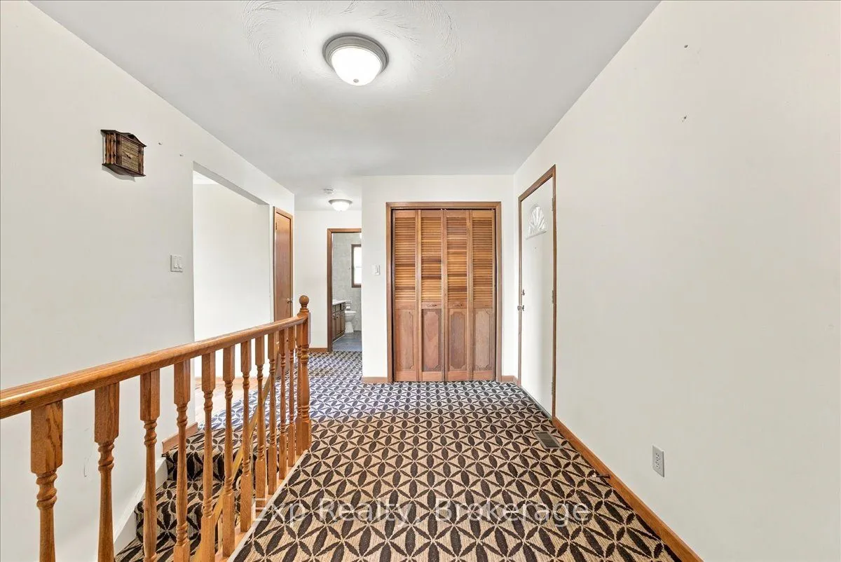 863 Wedgewood Court