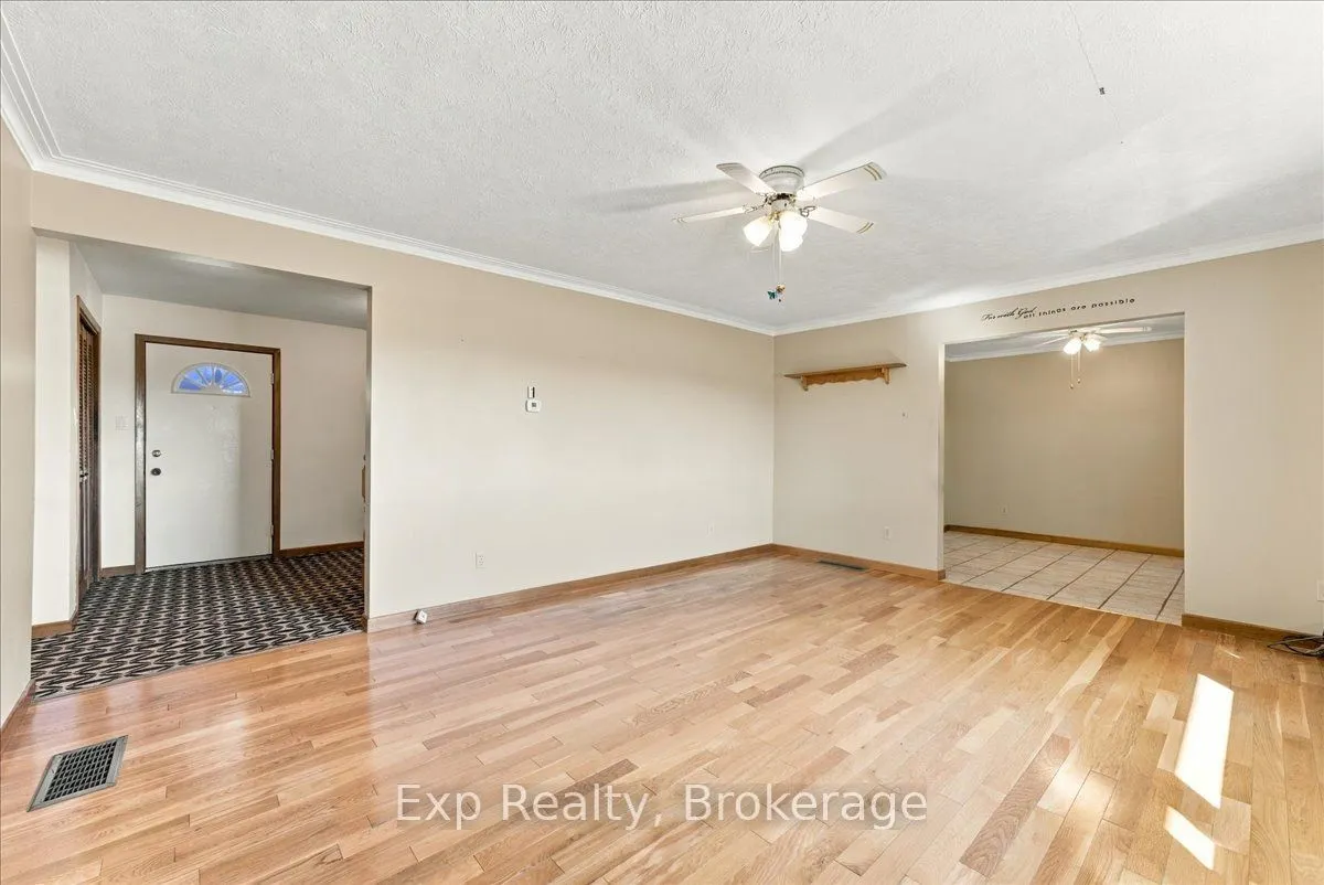 863 Wedgewood Court