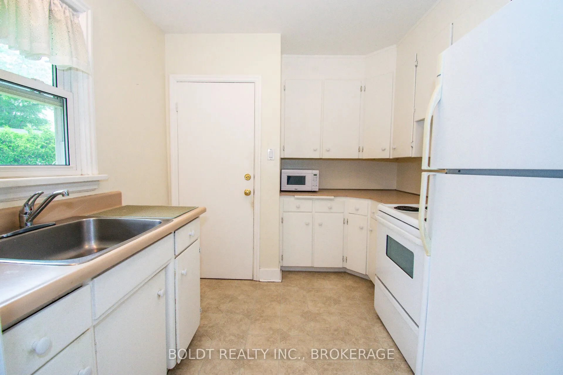 25 Elm Ridge Drive