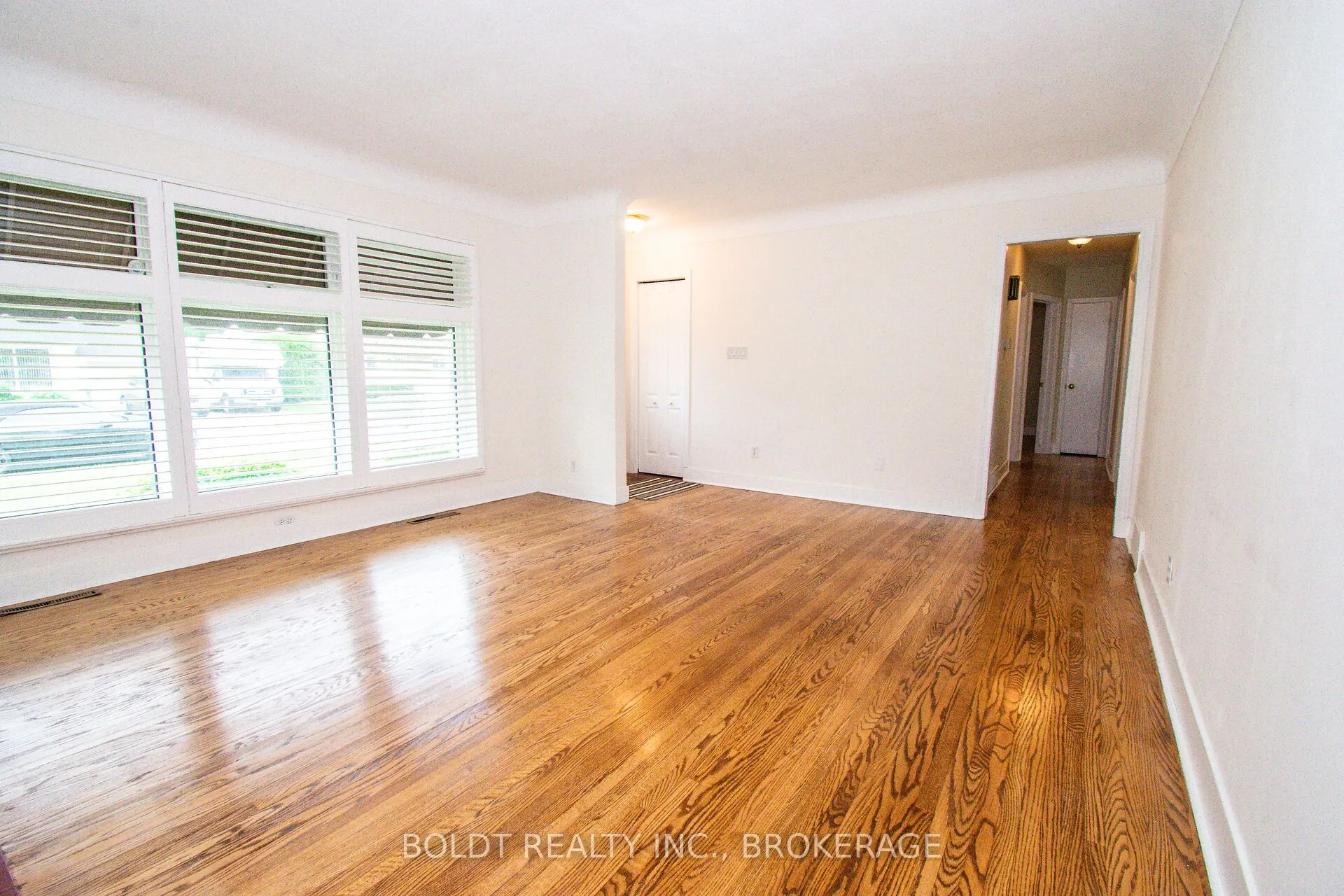 25 Elm Ridge Drive