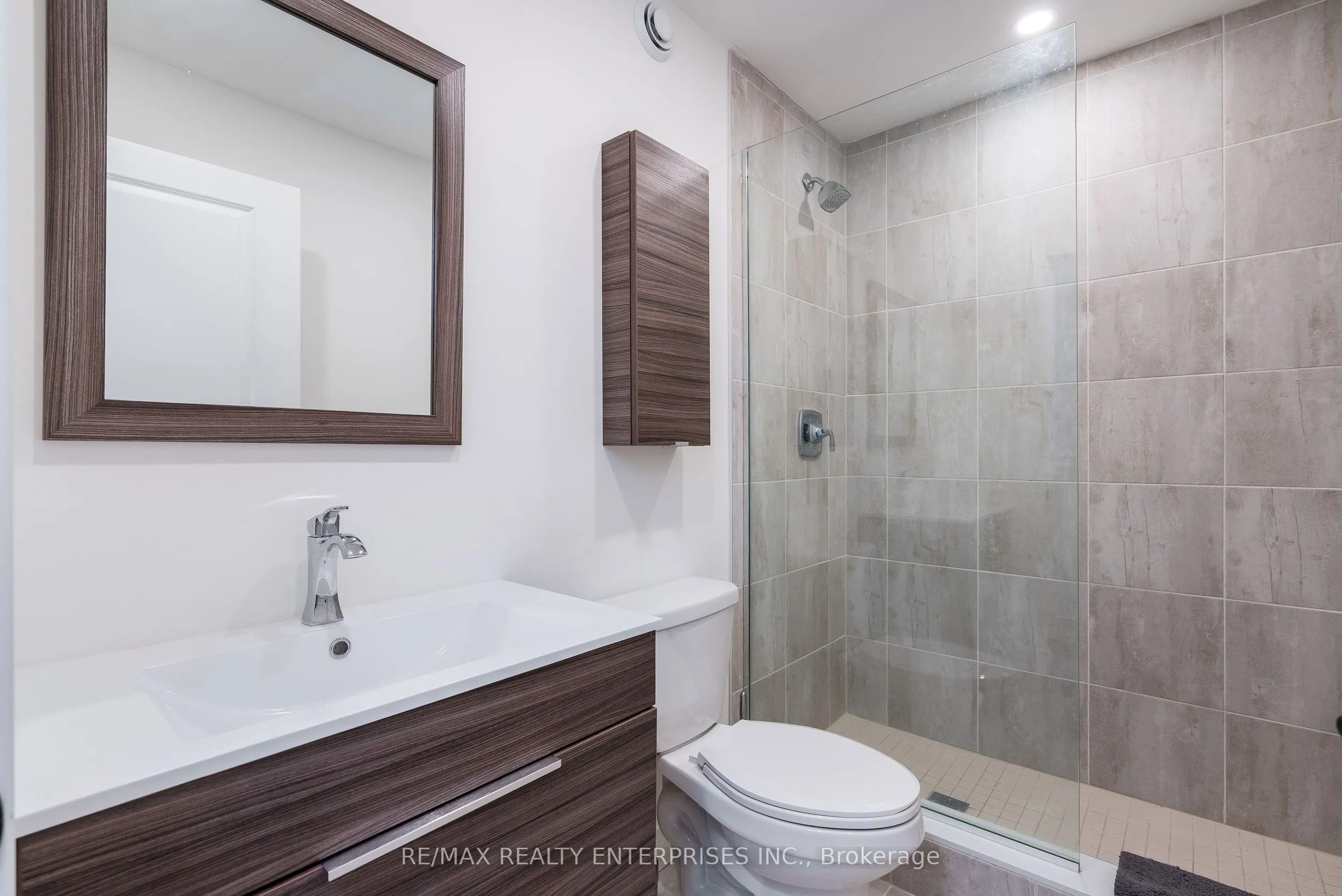 16 Beckwith Lane #404