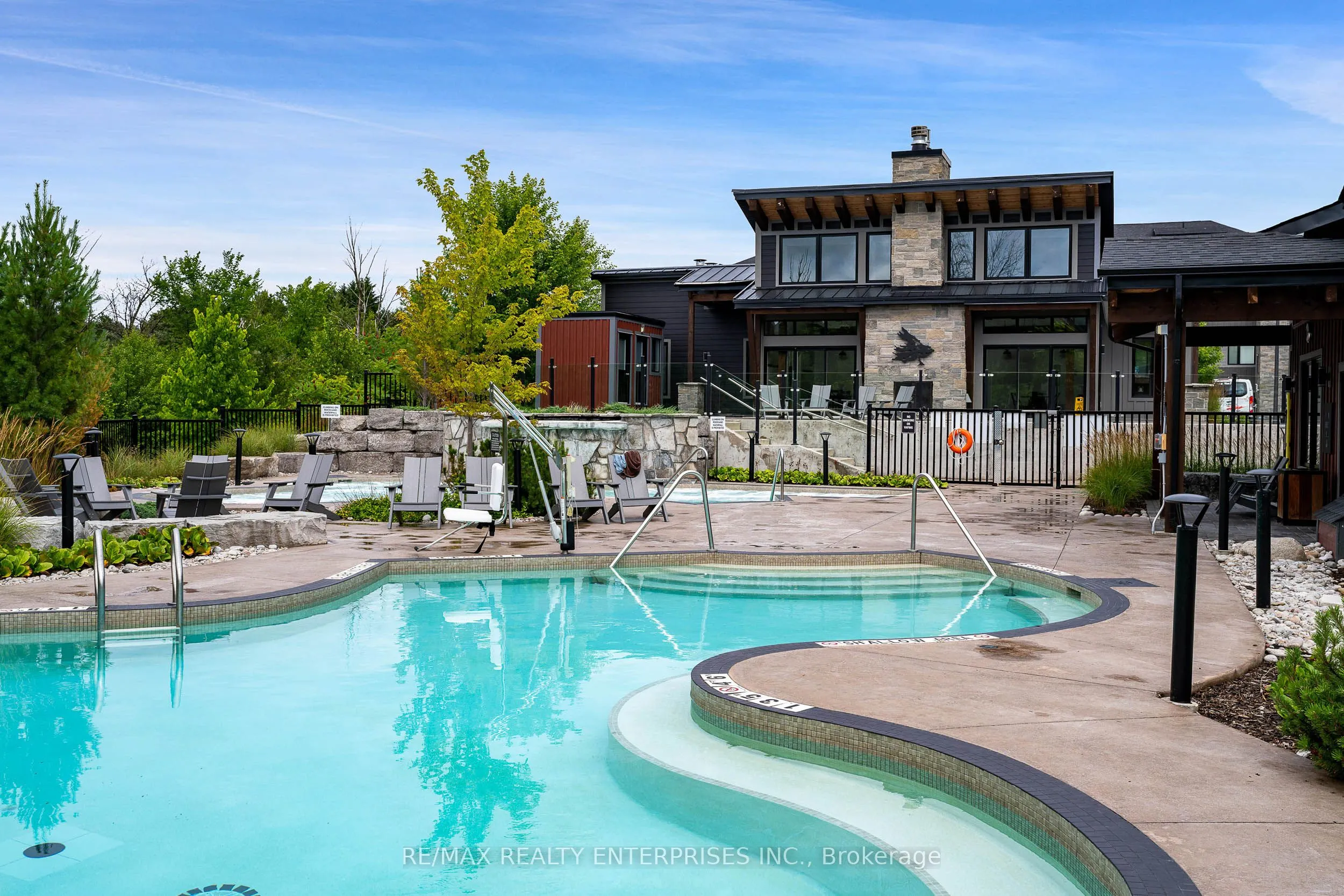 16 Beckwith Lane #404