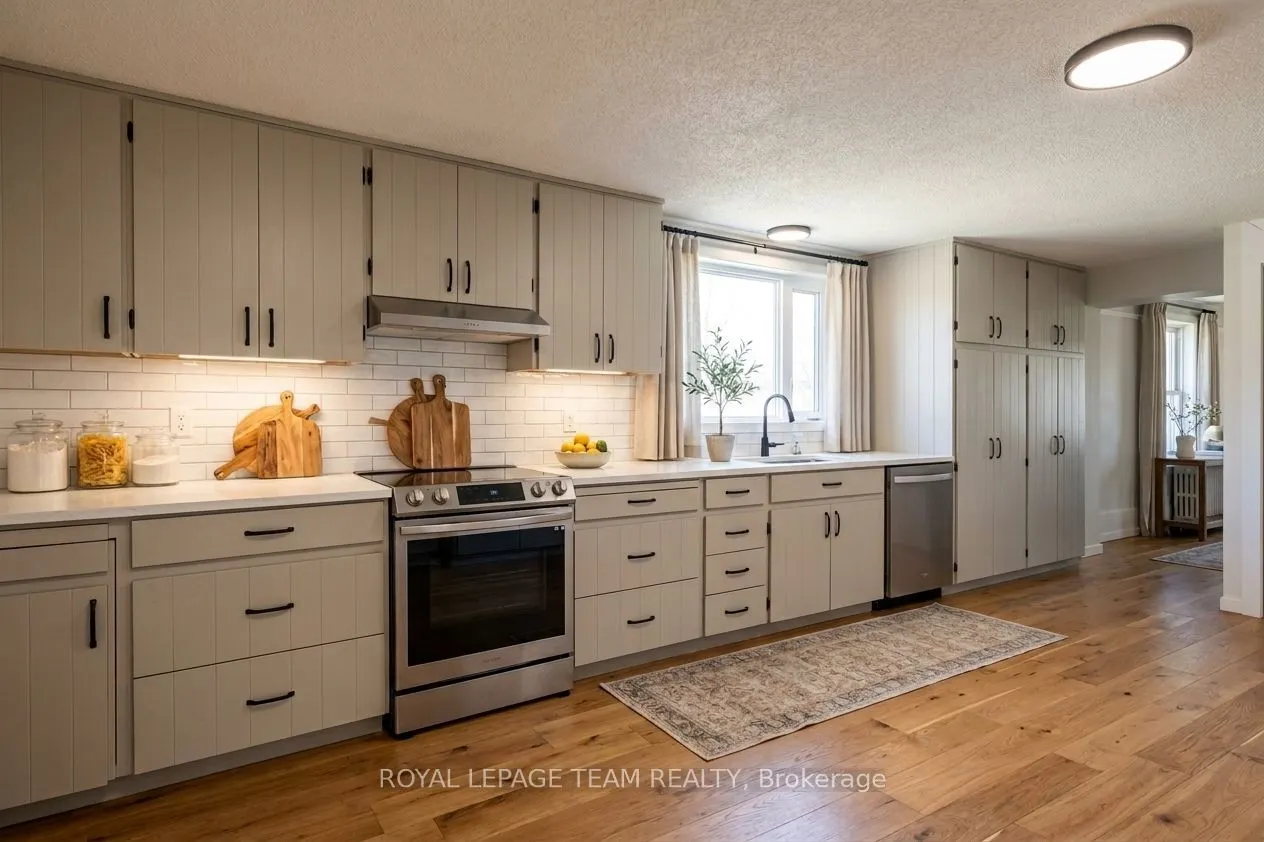 201 Clothier West Street