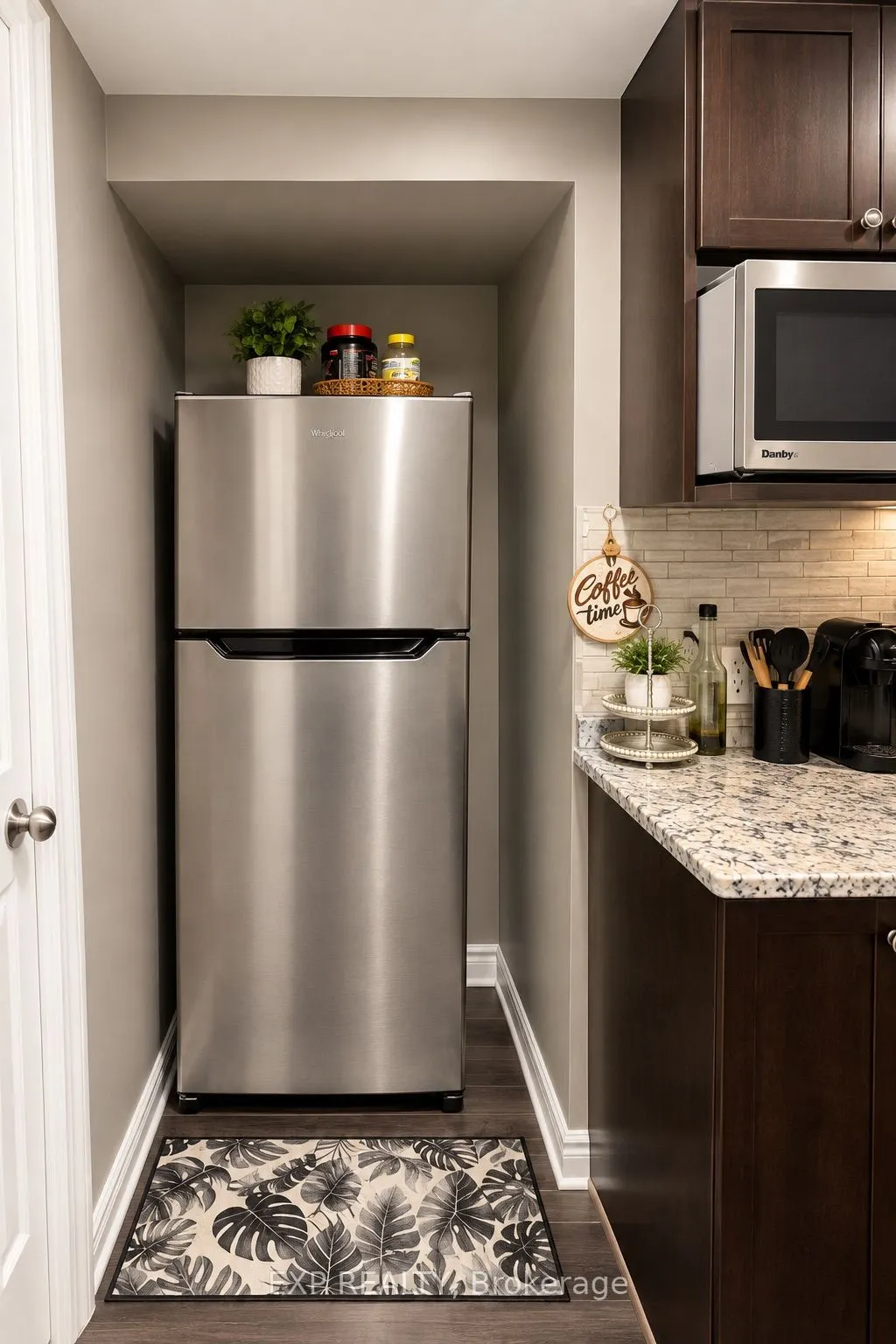 632 Willowmere Way