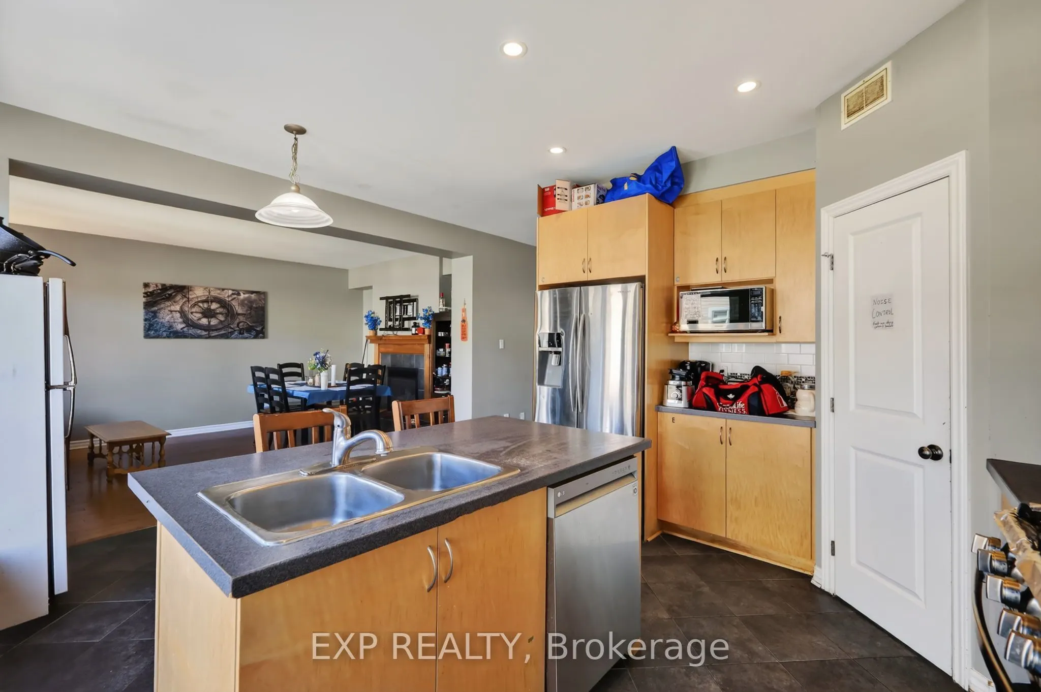 632 Willowmere Way
