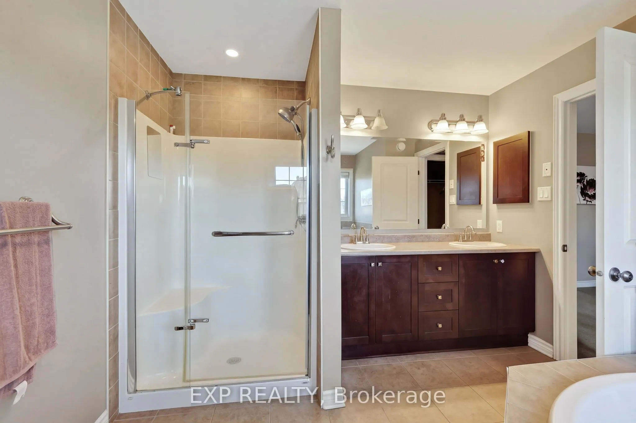 632 Willowmere Way