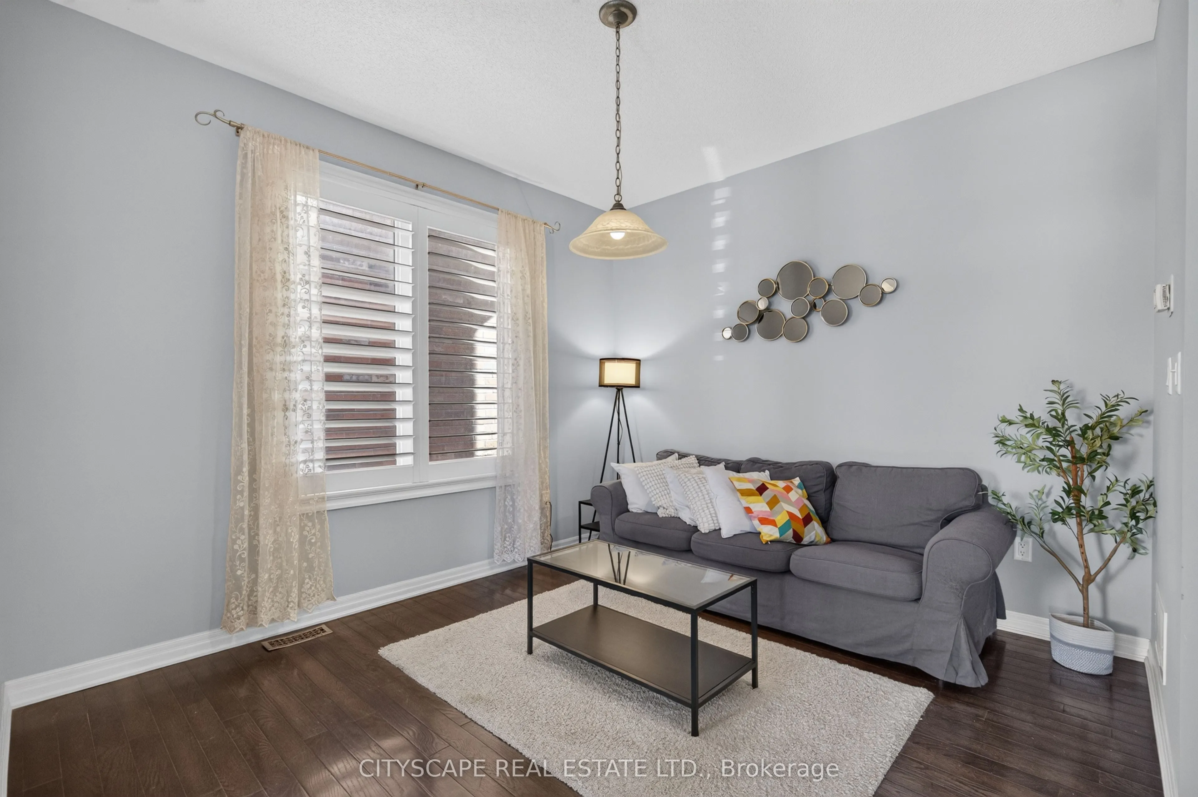 366 Montreal Circle