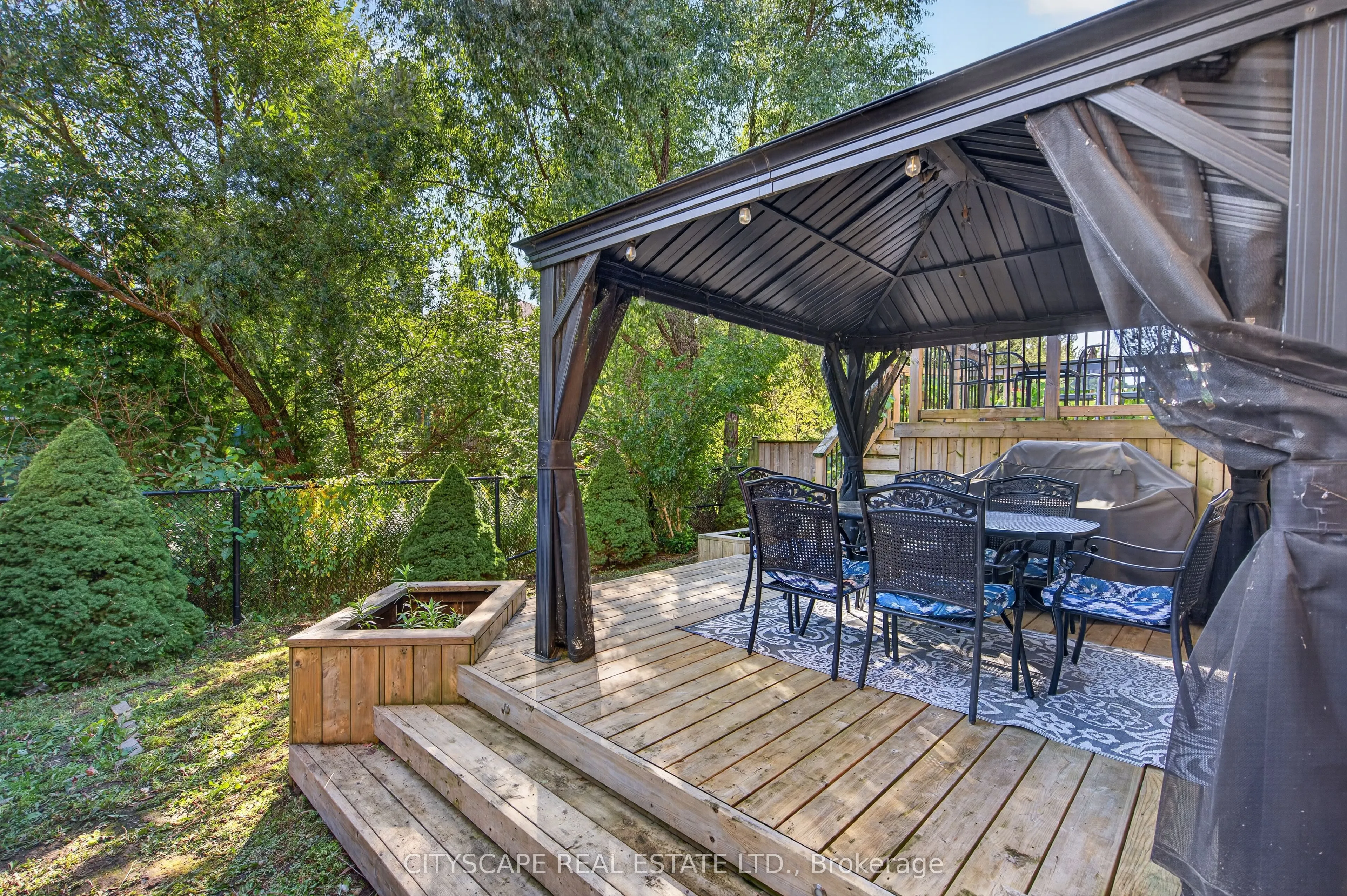 366 Montreal Circle