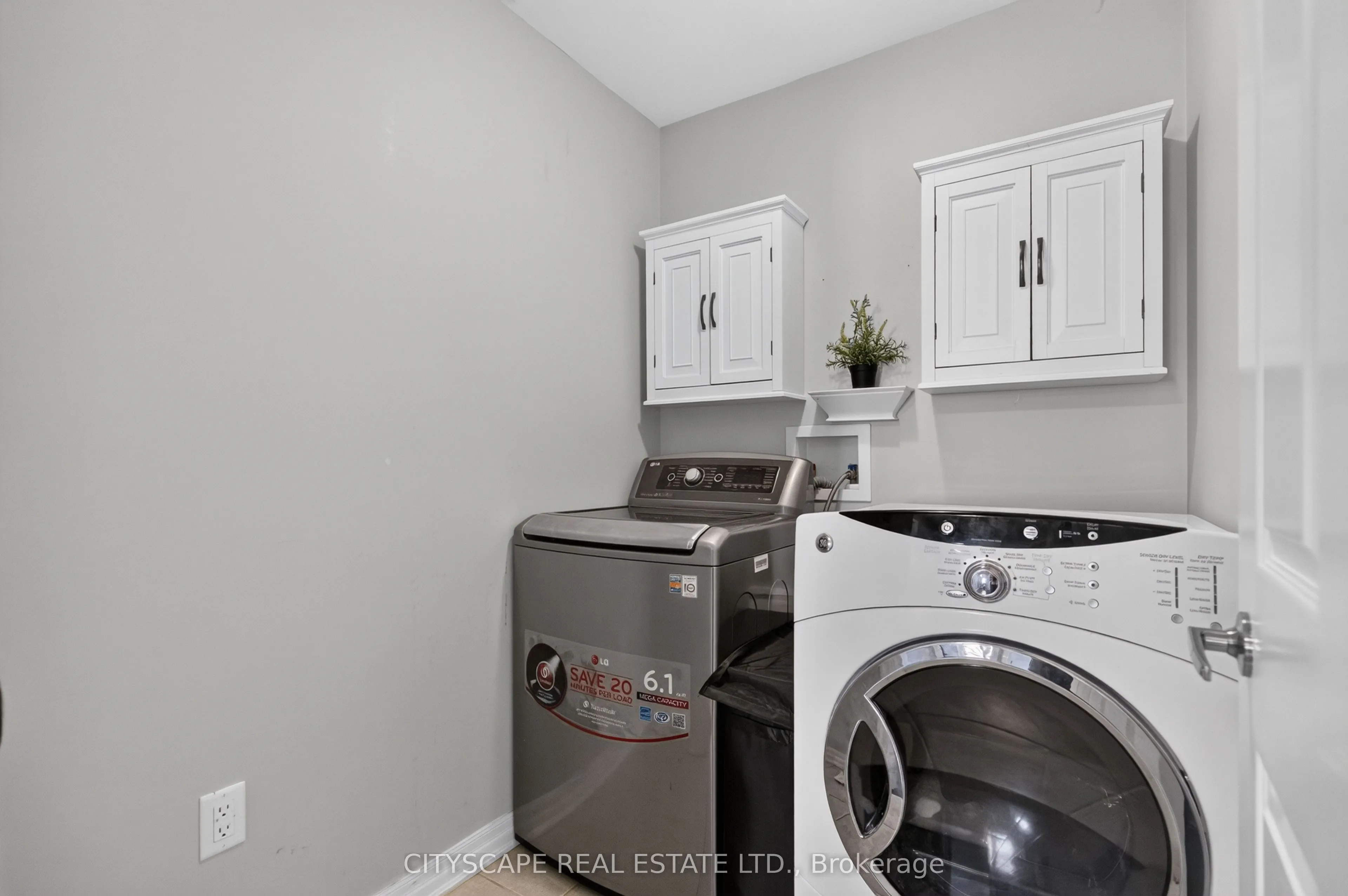 366 Montreal Circle
