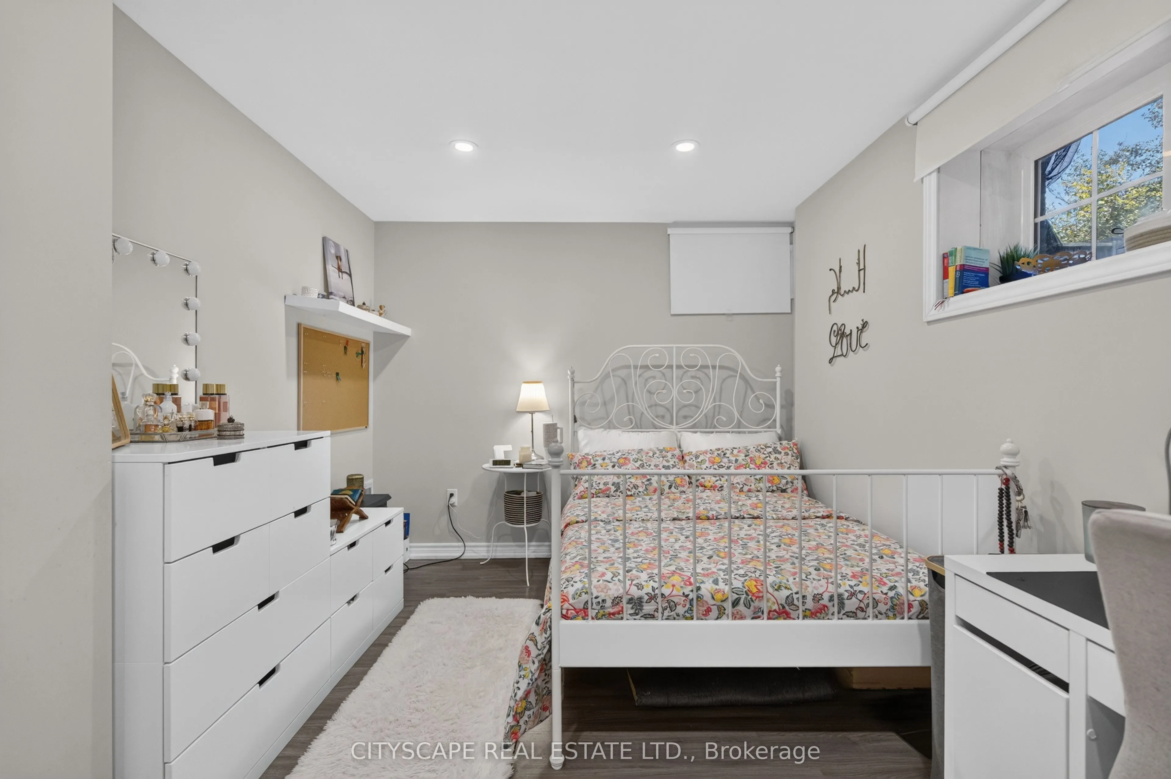 366 Montreal Circle