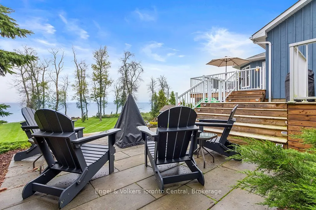 172 Queens Bush Dr Drive