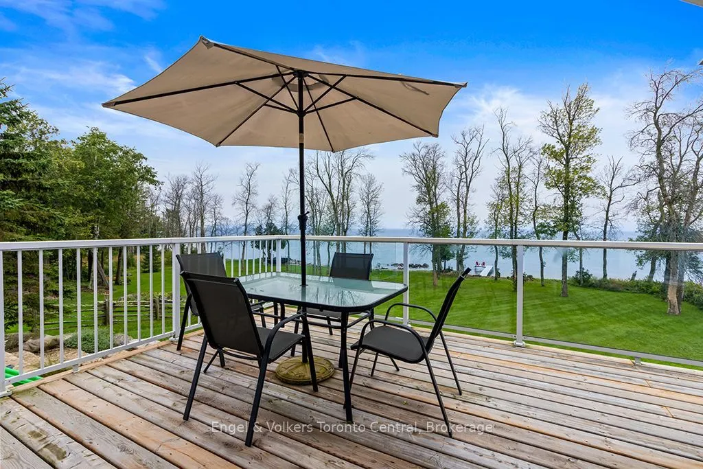 172 Queens Bush Dr Drive
