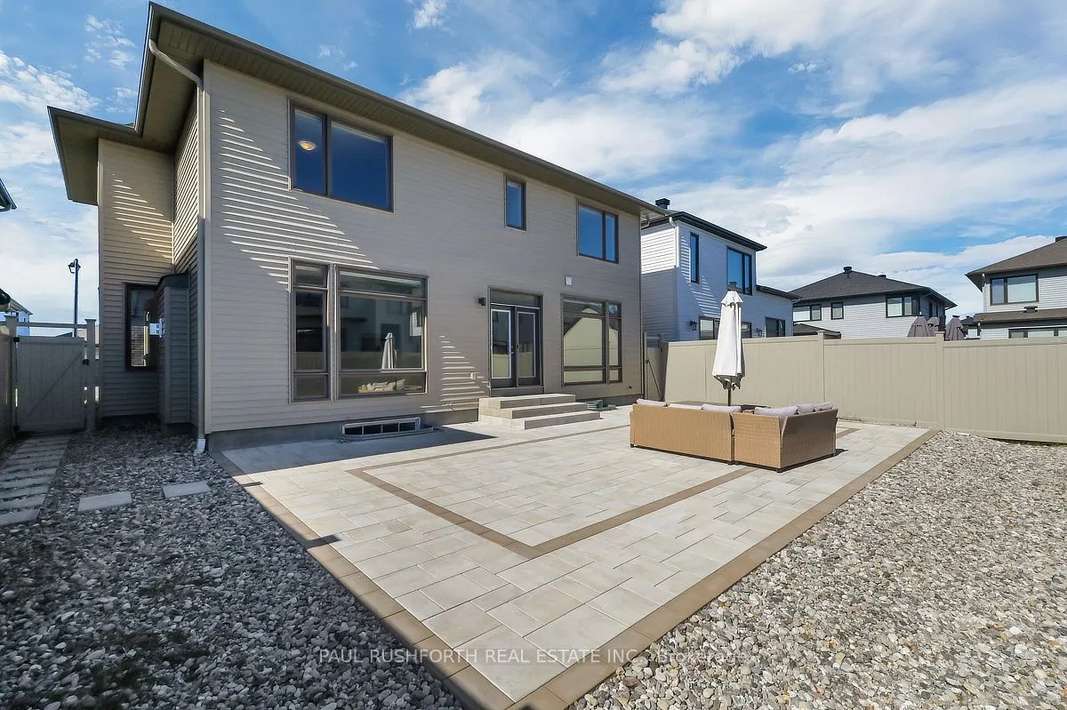 607 Gendarme Circle