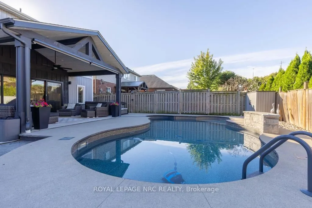 4050 Bush Crescent