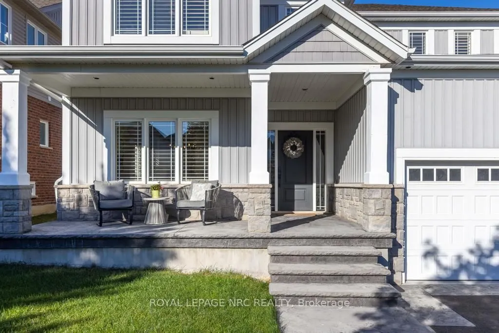 4050 Bush Crescent