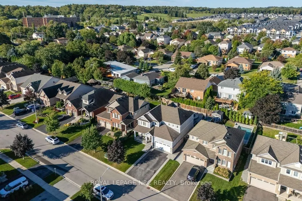 4050 Bush Crescent