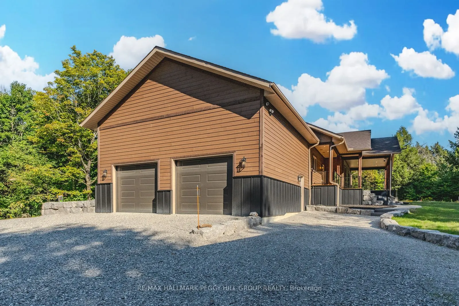 4571 Aspdin Road