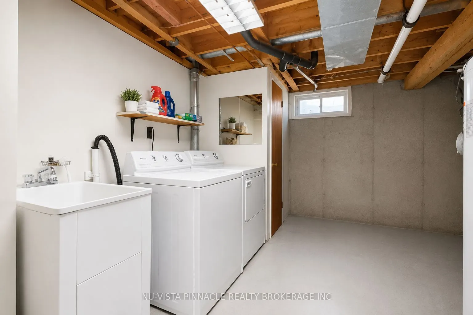 1062 Apache Road