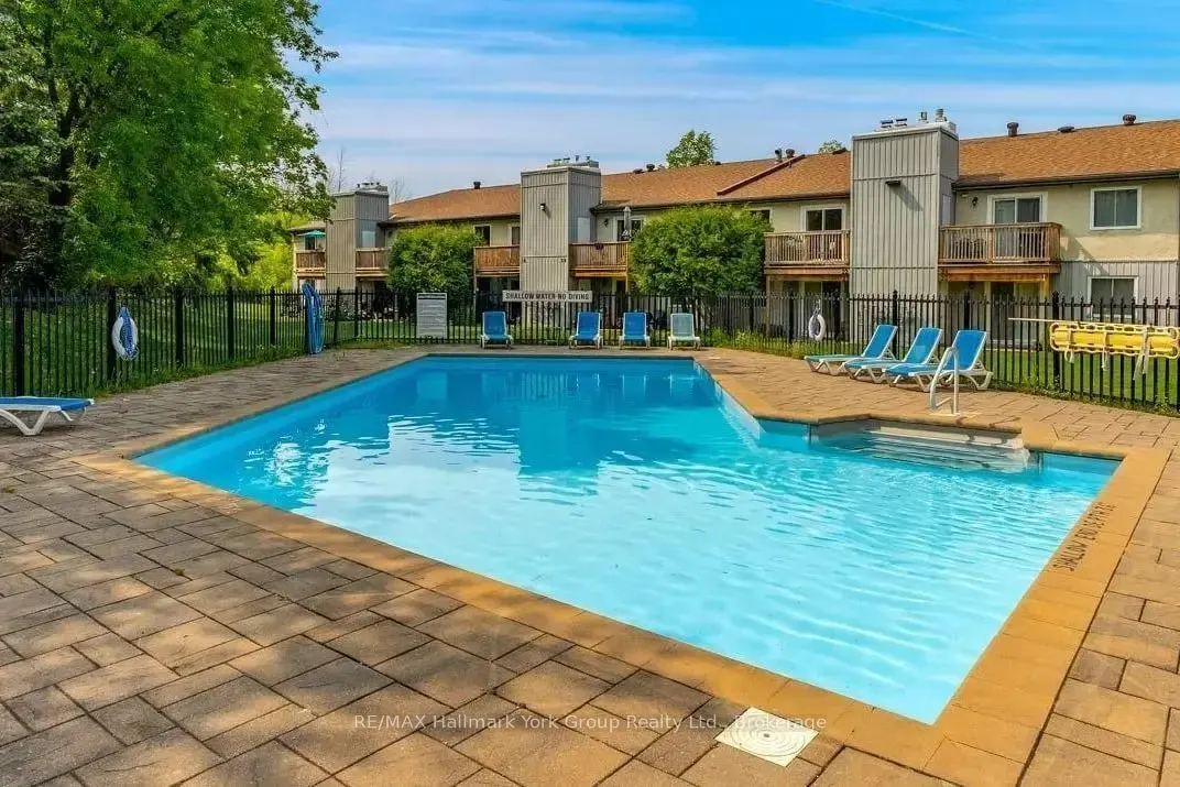 209472 26 Highway #22