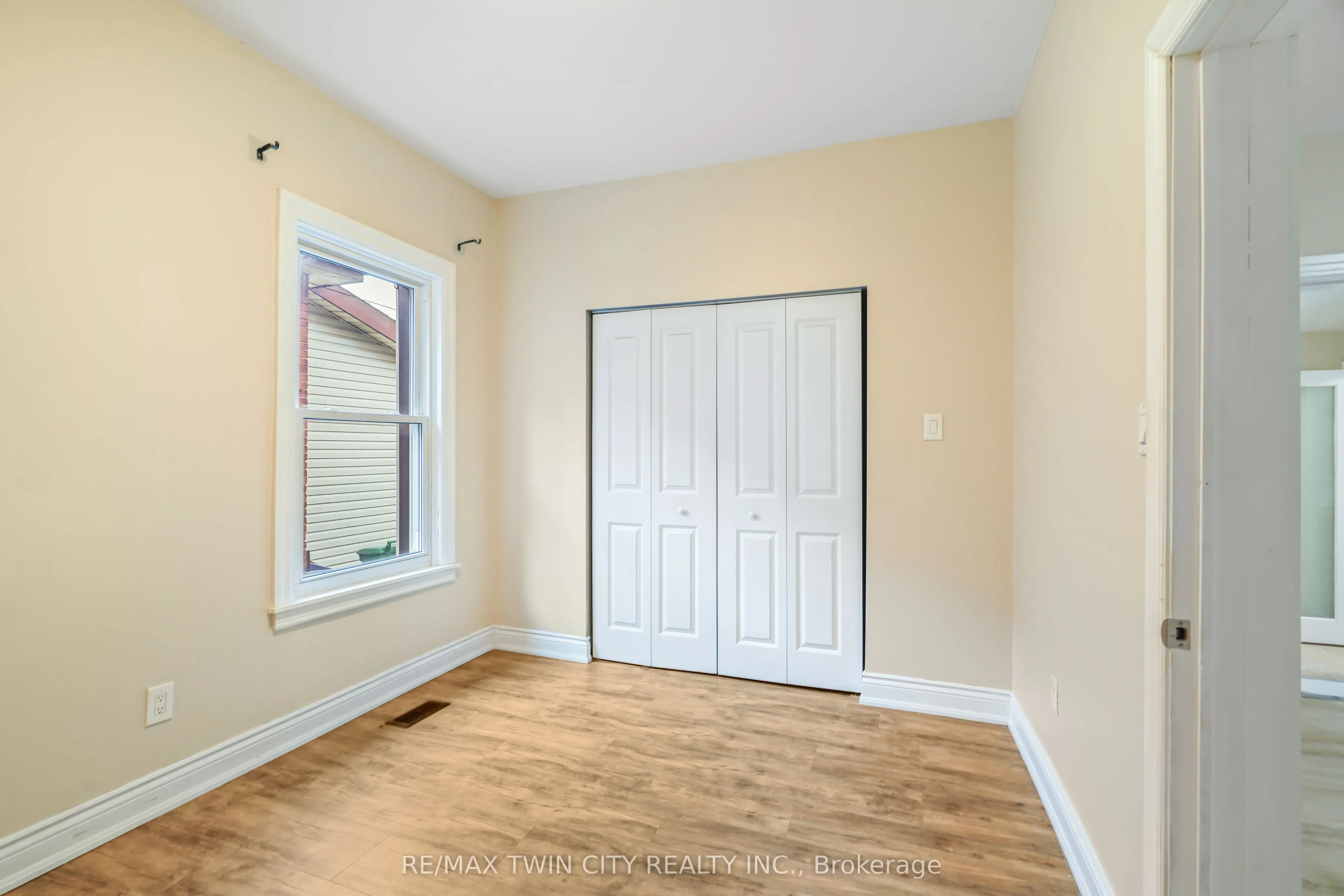 25 Alonzo Street