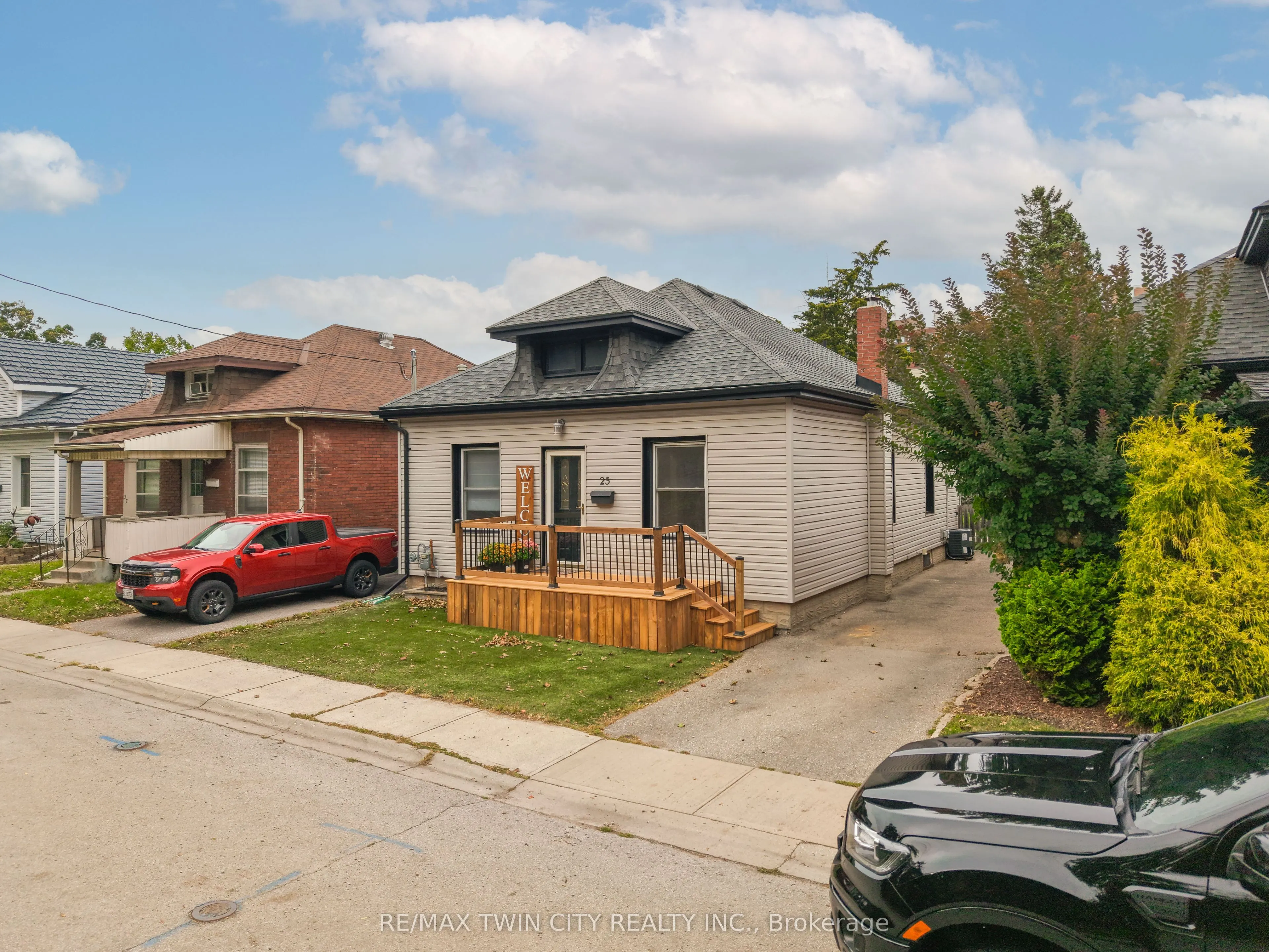 25 Alonzo Street