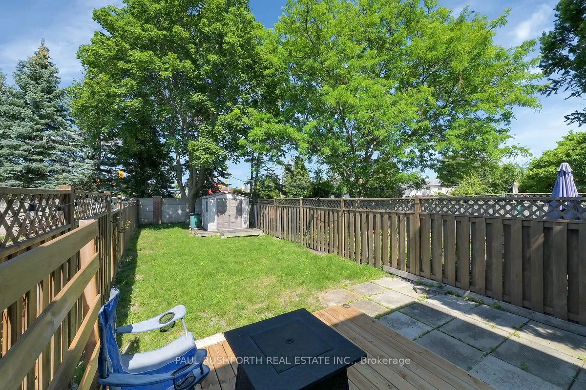 29 Grenadier Way