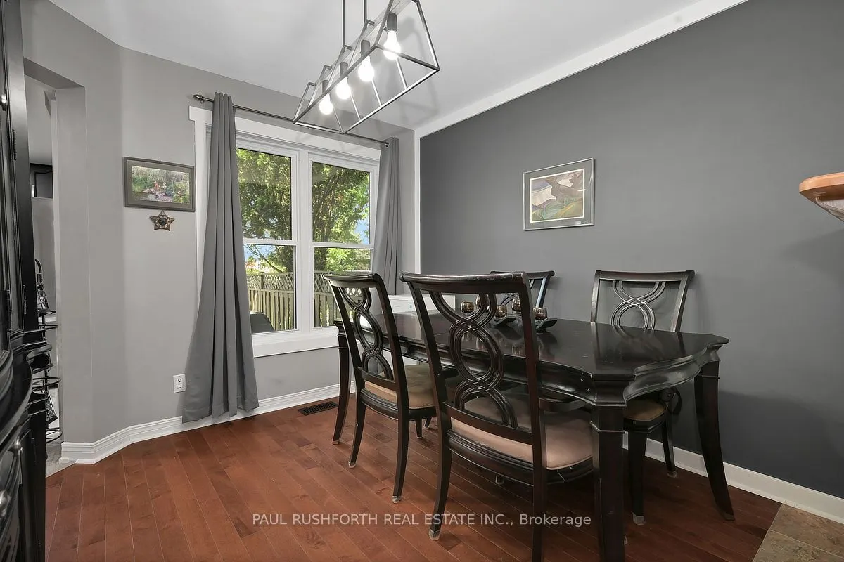 29 Grenadier Way