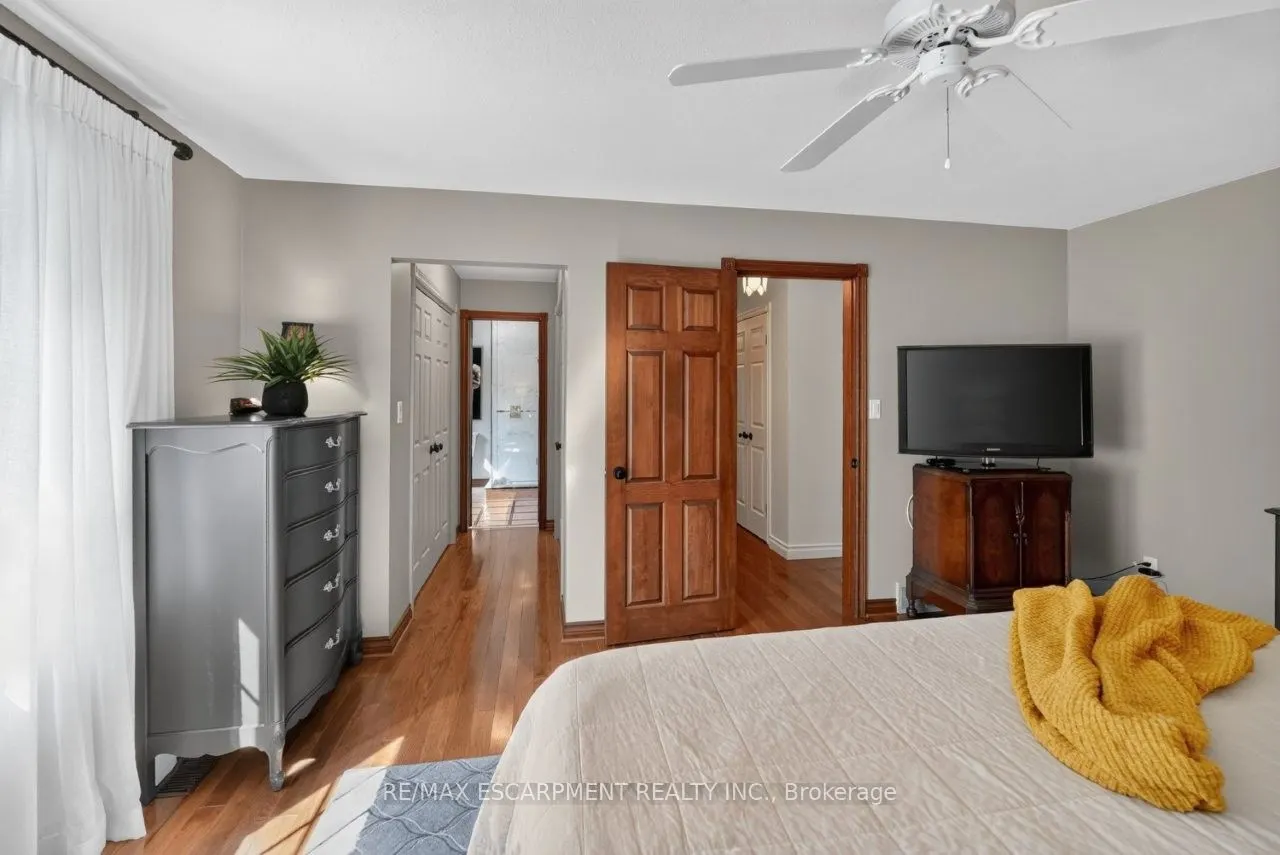 4272 Village Park Drive