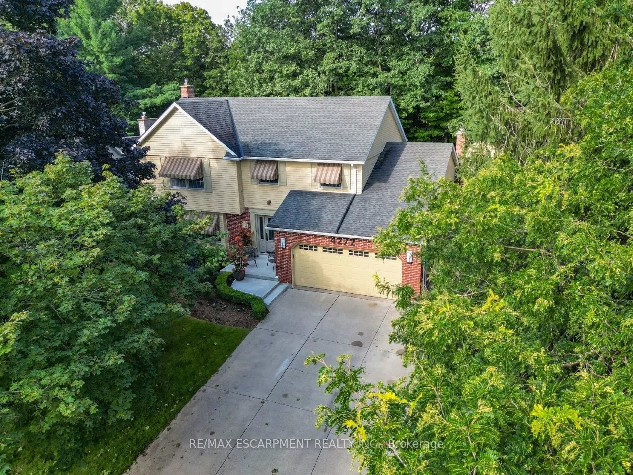 4272 Village Park Drive