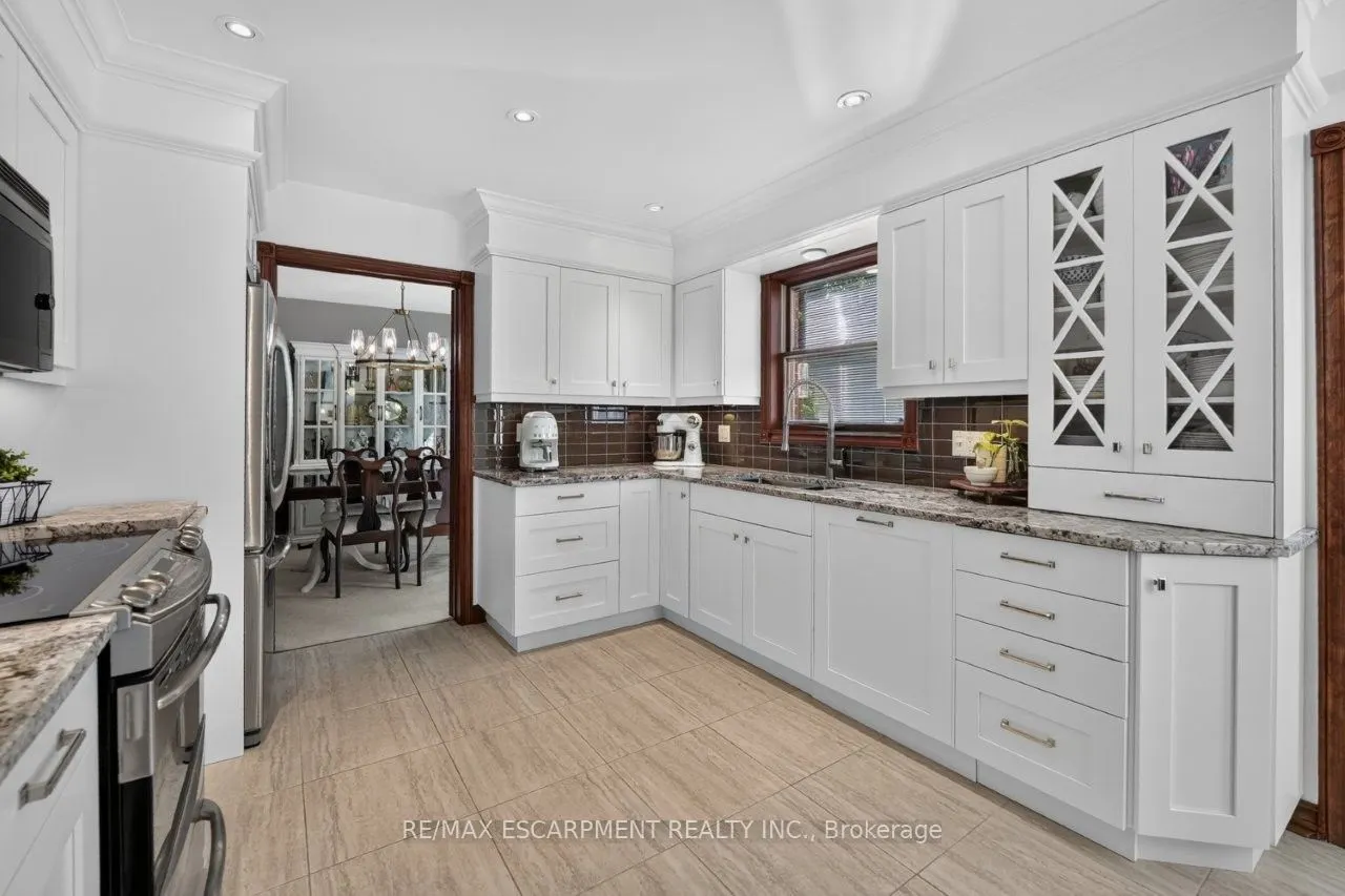 4272 Village Park Drive