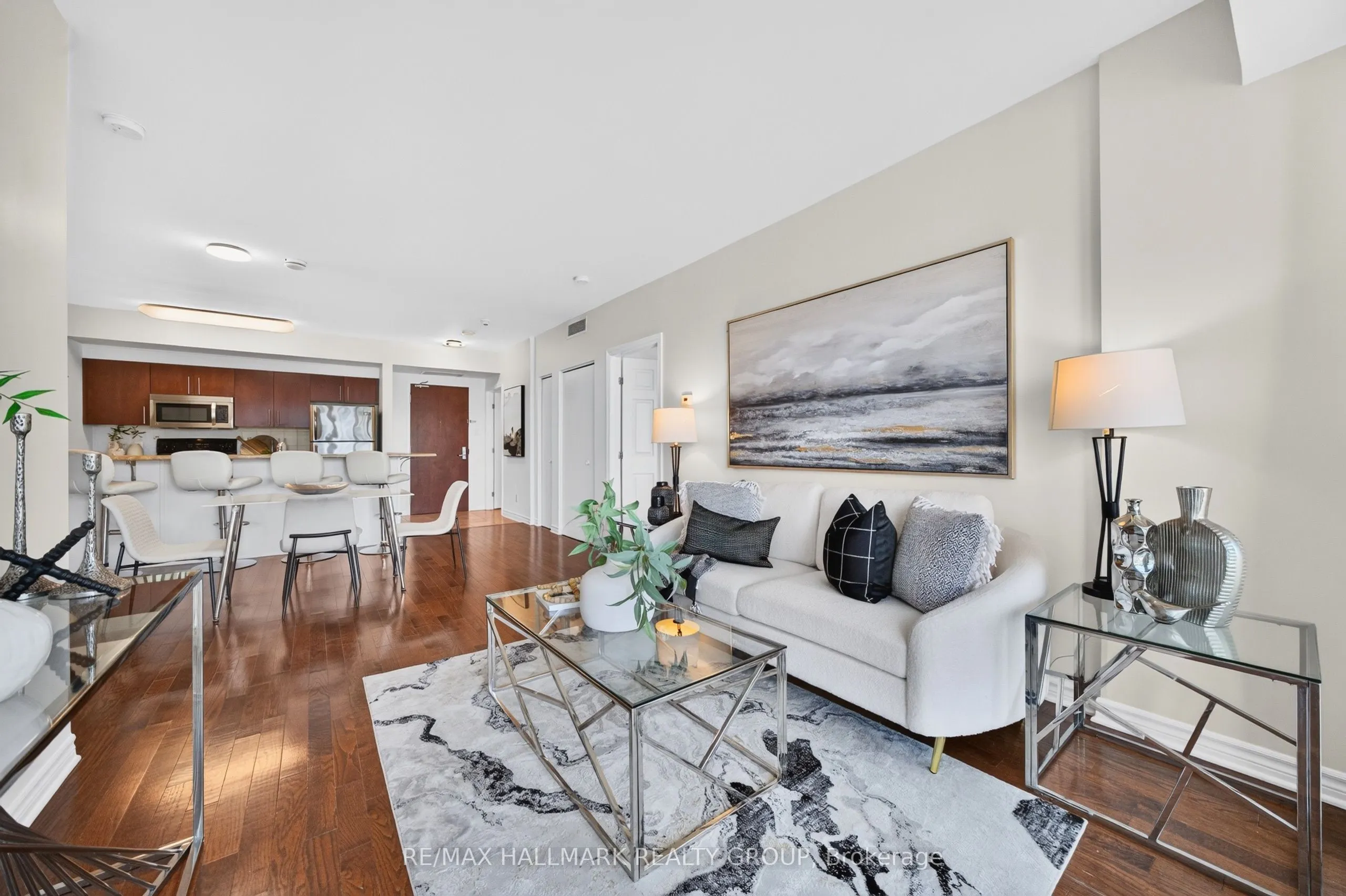 200 Rideau Street #1405
