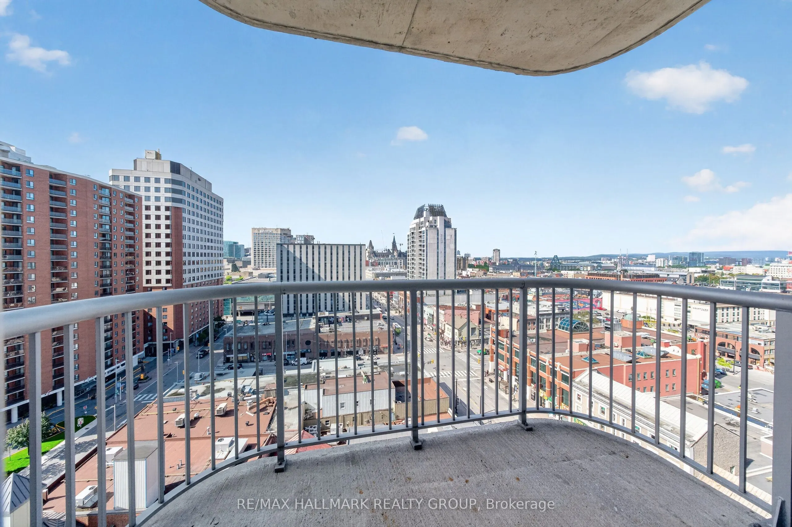 200 Rideau Street #1405