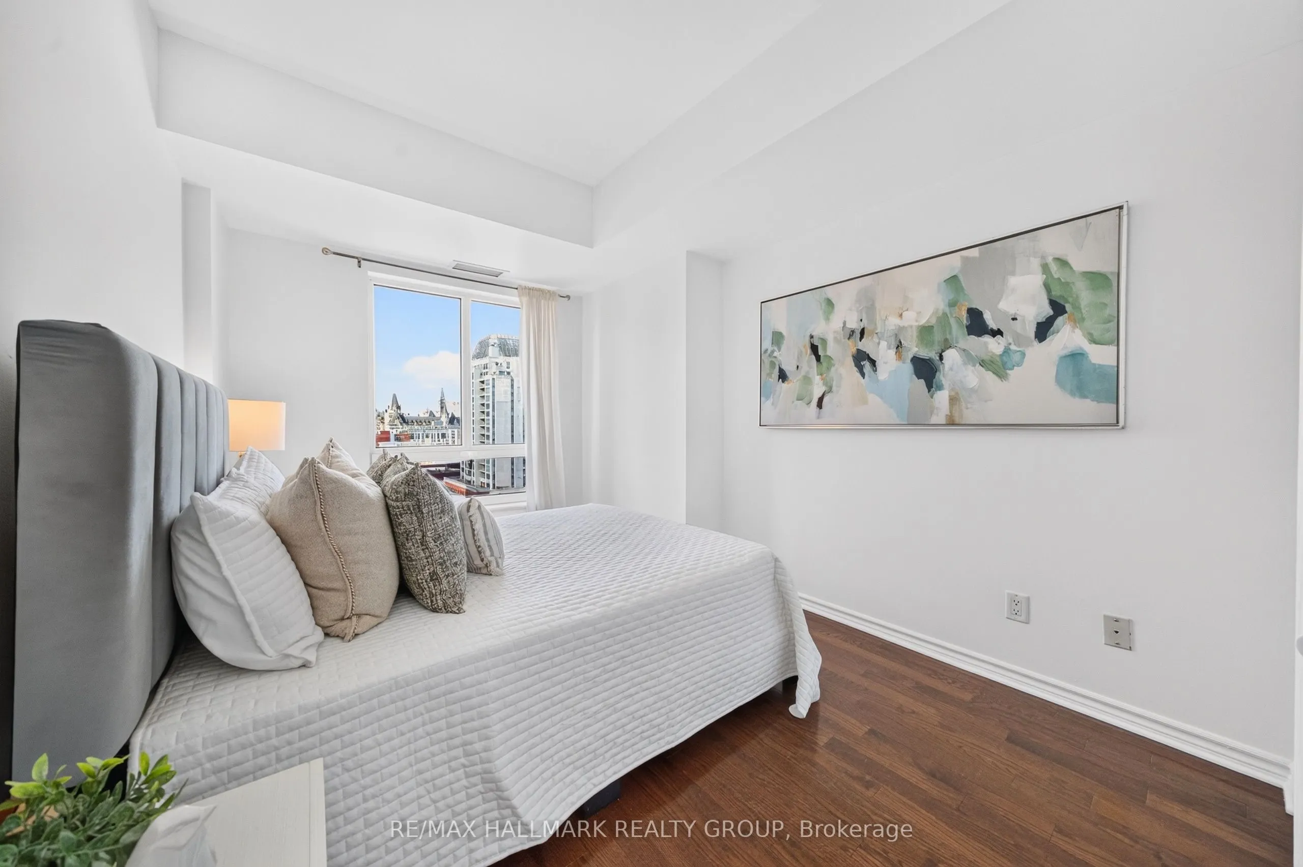 200 Rideau Street #1405